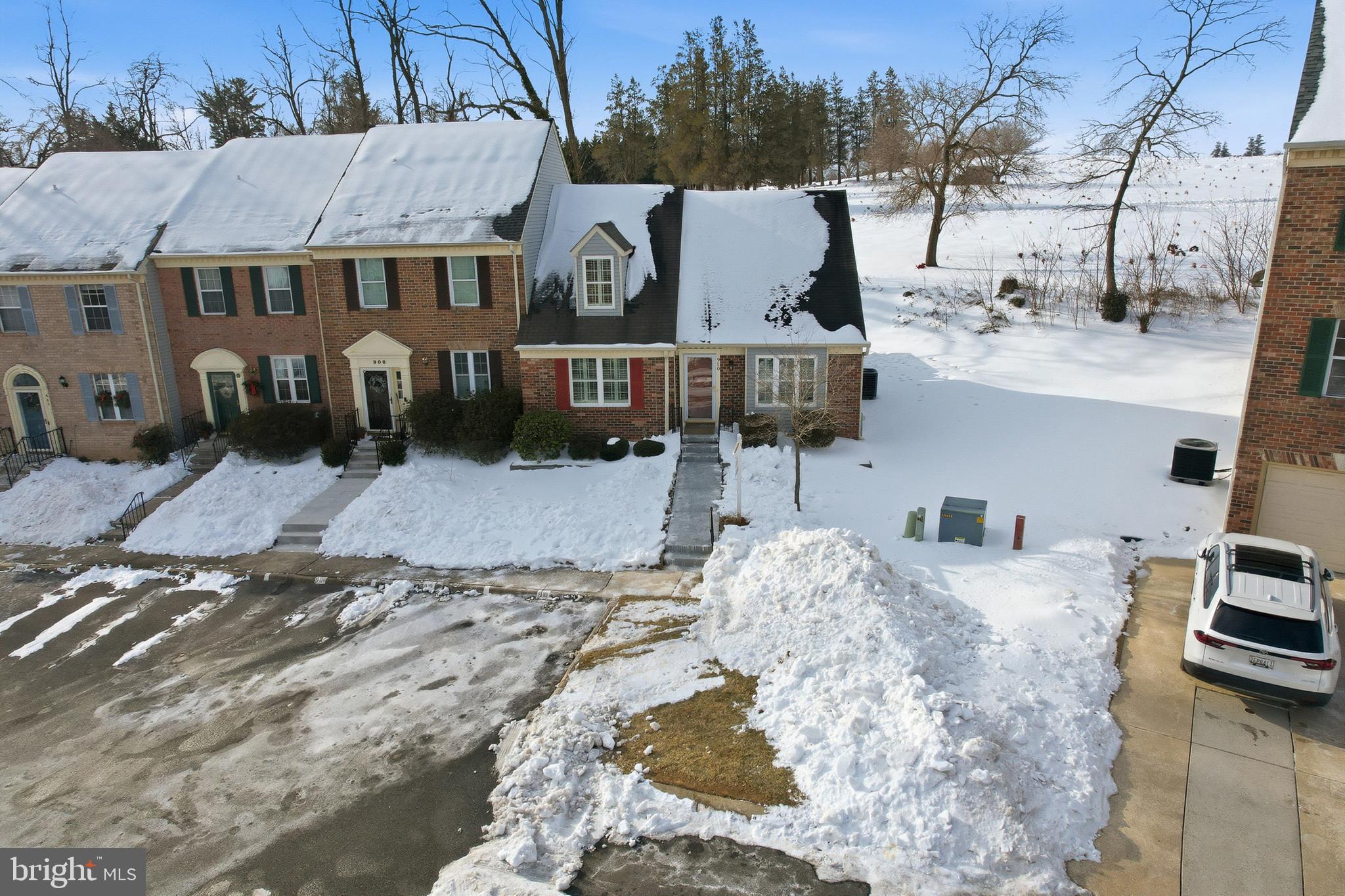 OLD FIELDS - Residential