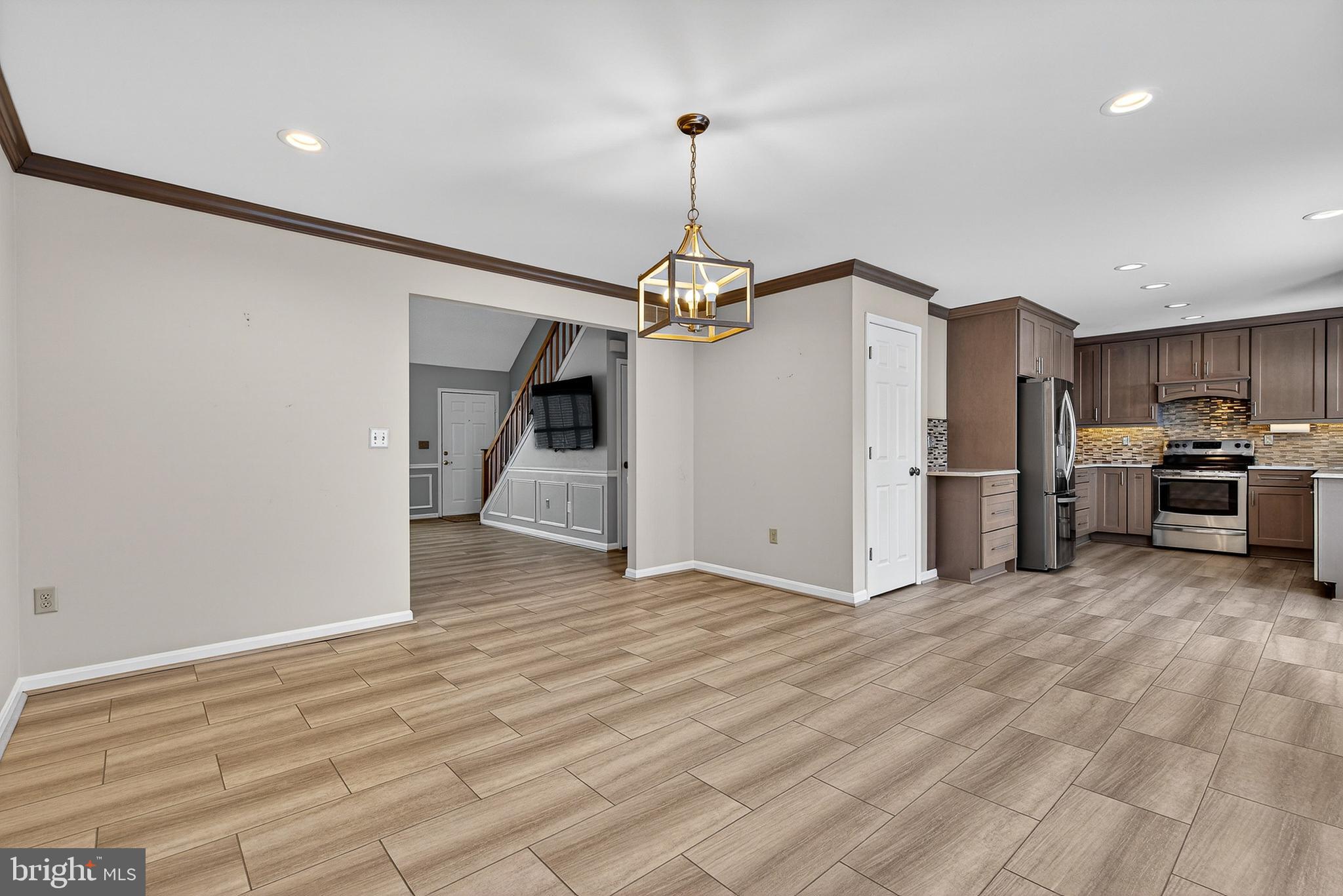 OLD FIELDS - Residential