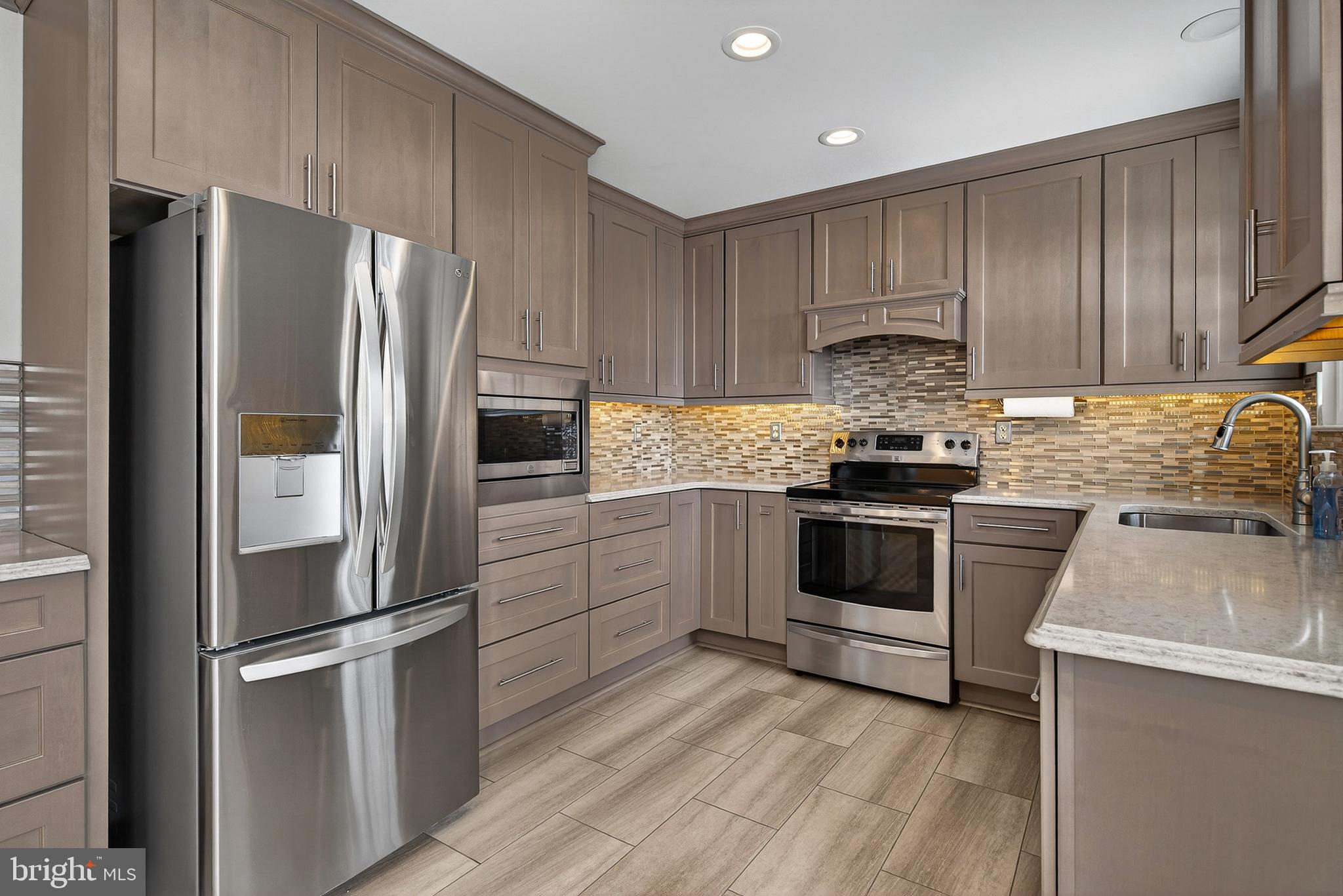 OLD FIELDS - Residential