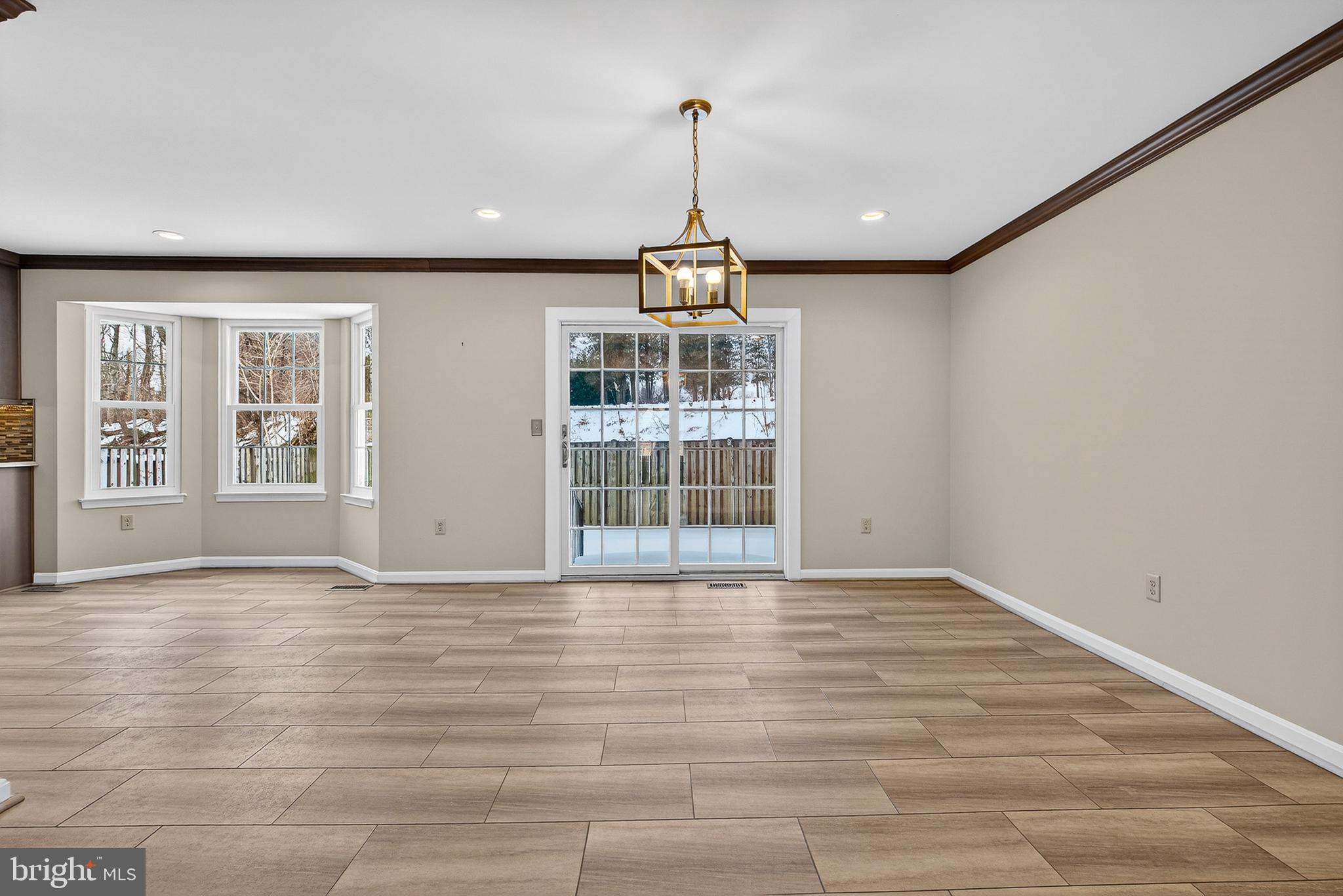 OLD FIELDS - Residential