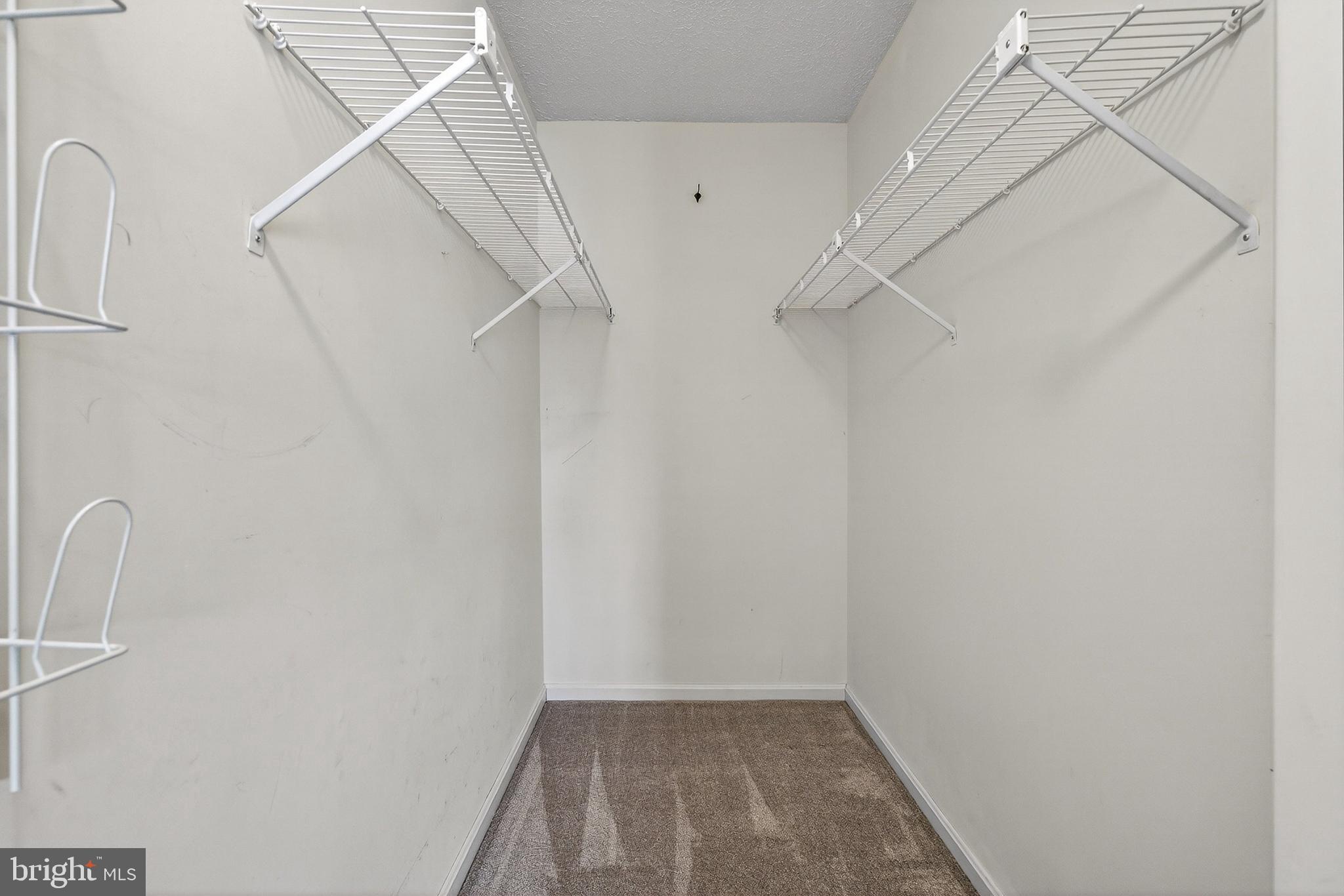 OLD FIELDS - Residential