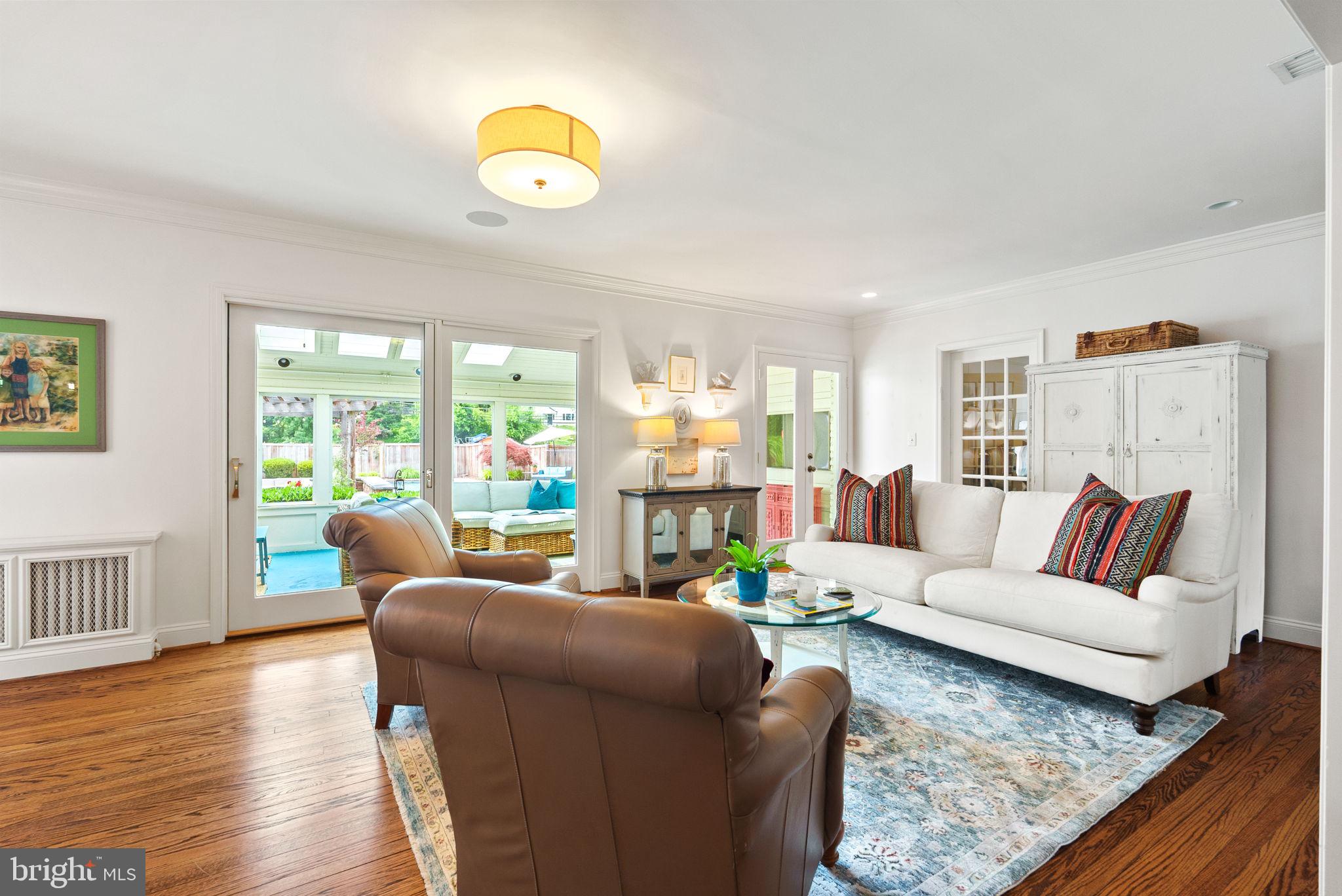 WILTON WOODS - Residential