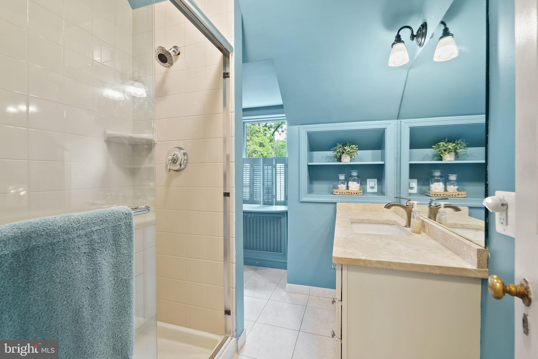 WILTON WOODS - Residential