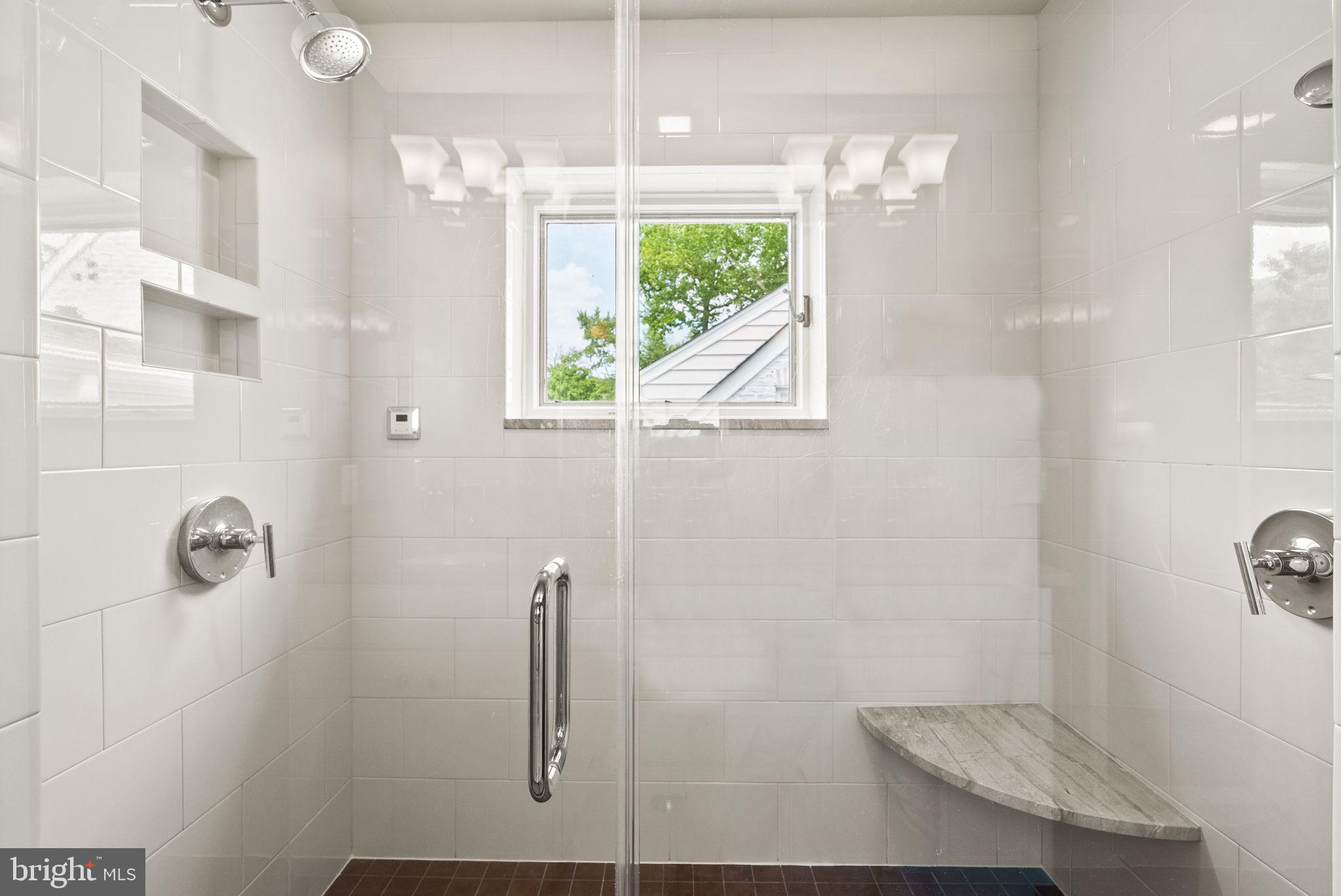 WILTON WOODS - Residential