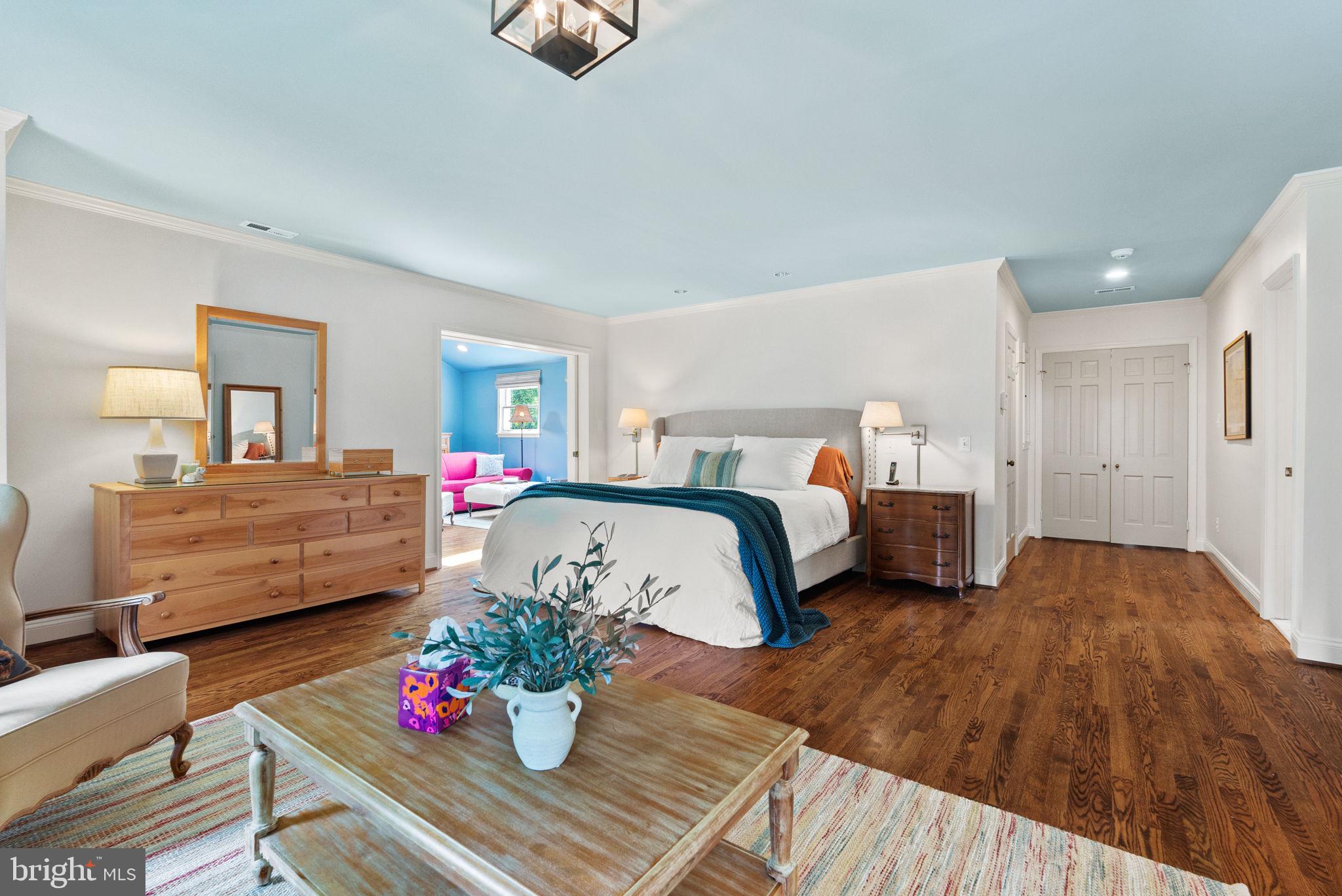 WILTON WOODS - Residential