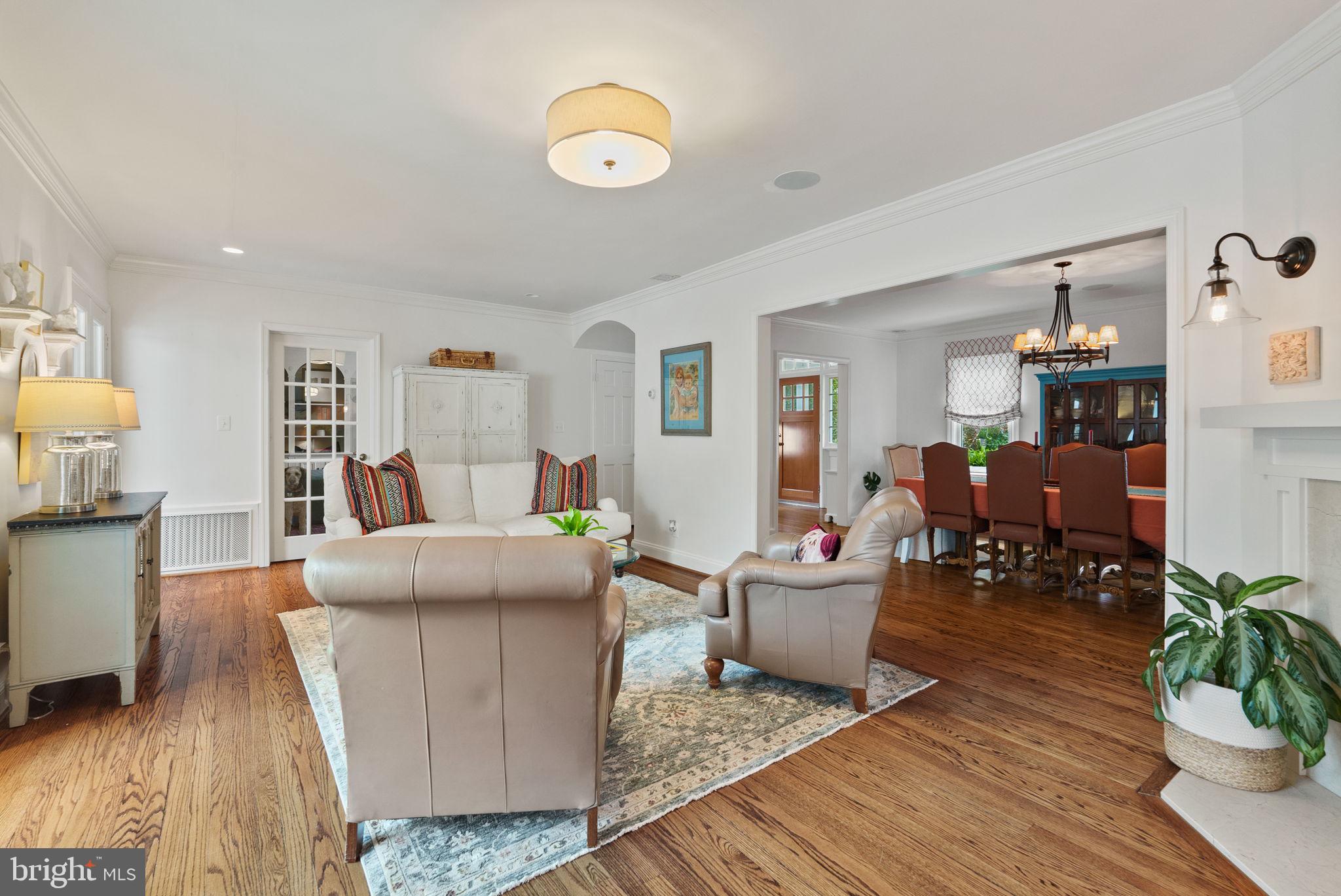 WILTON WOODS - Residential