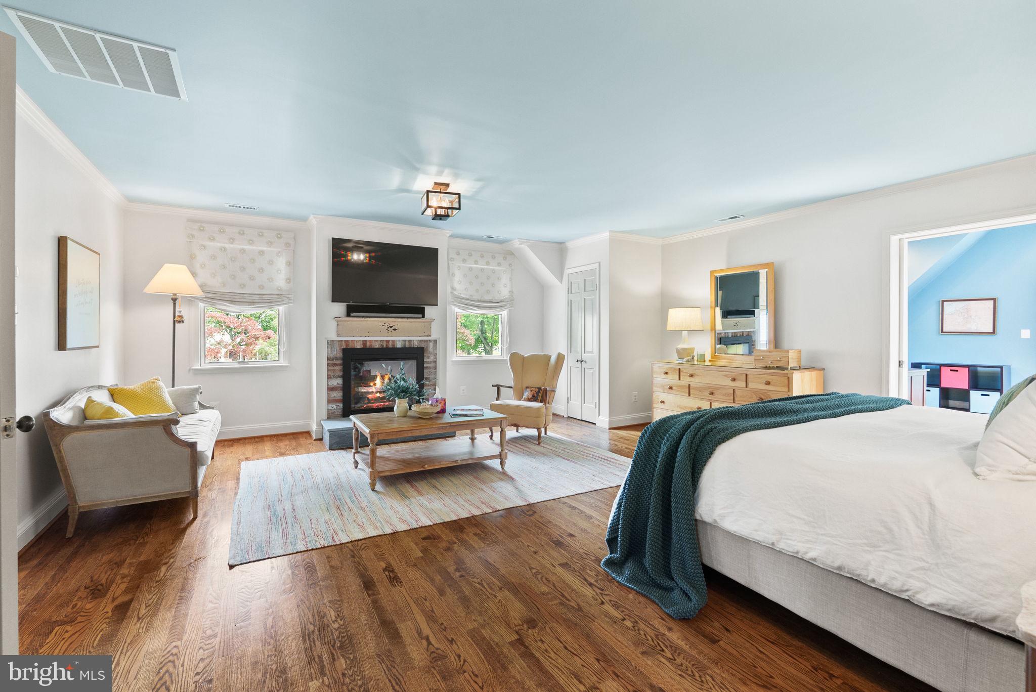 WILTON WOODS - Residential