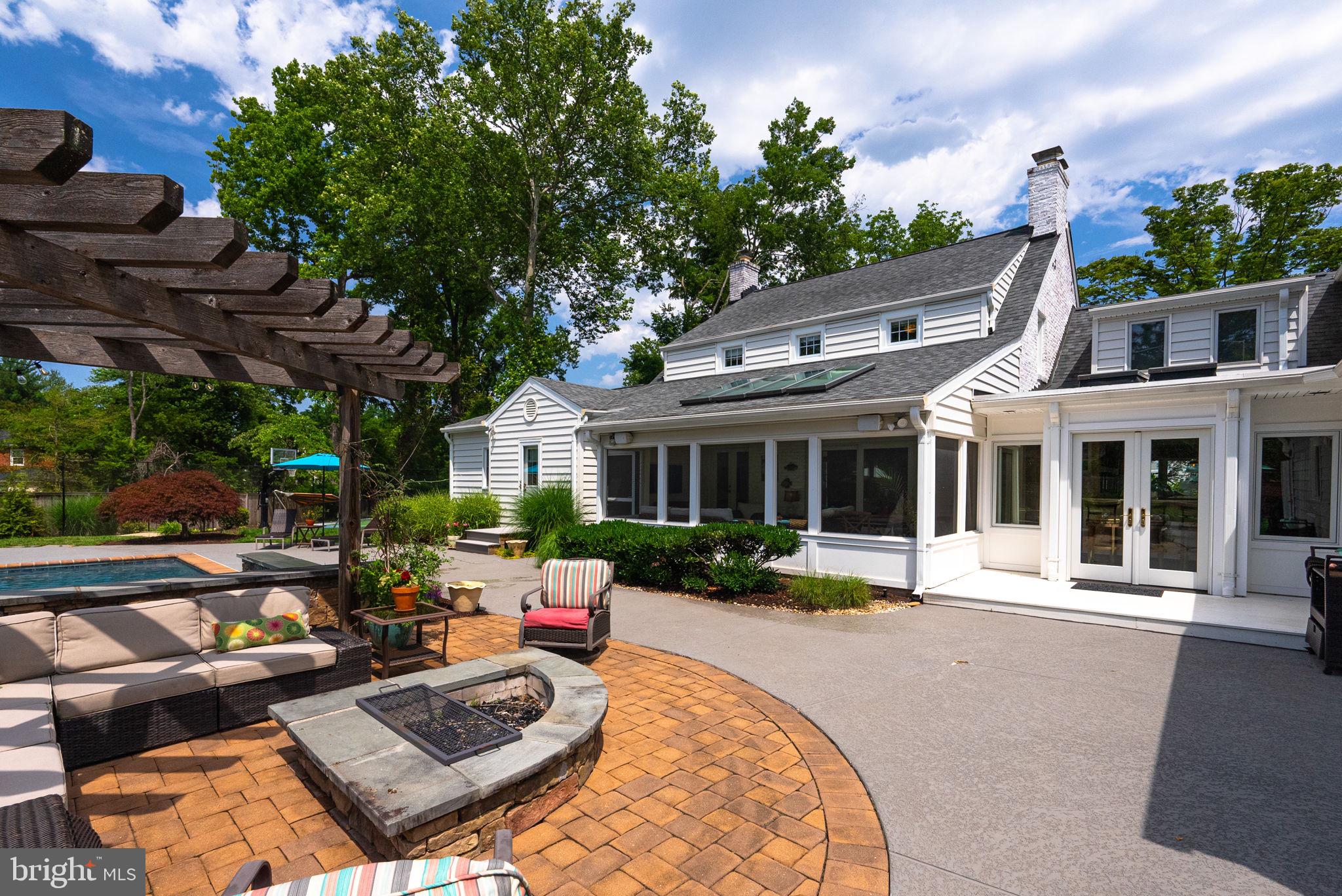 WILTON WOODS - Residential