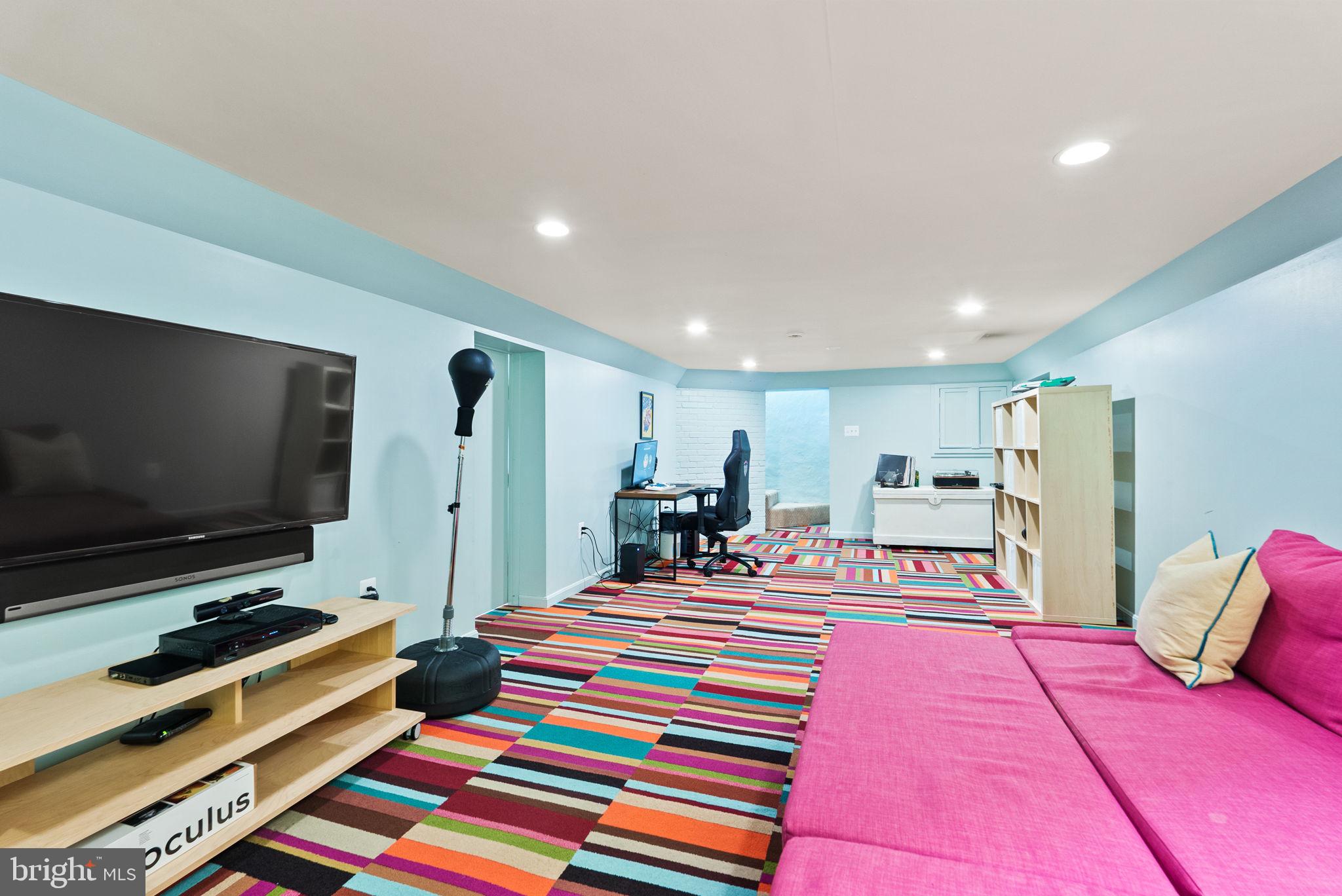 WILTON WOODS - Residential