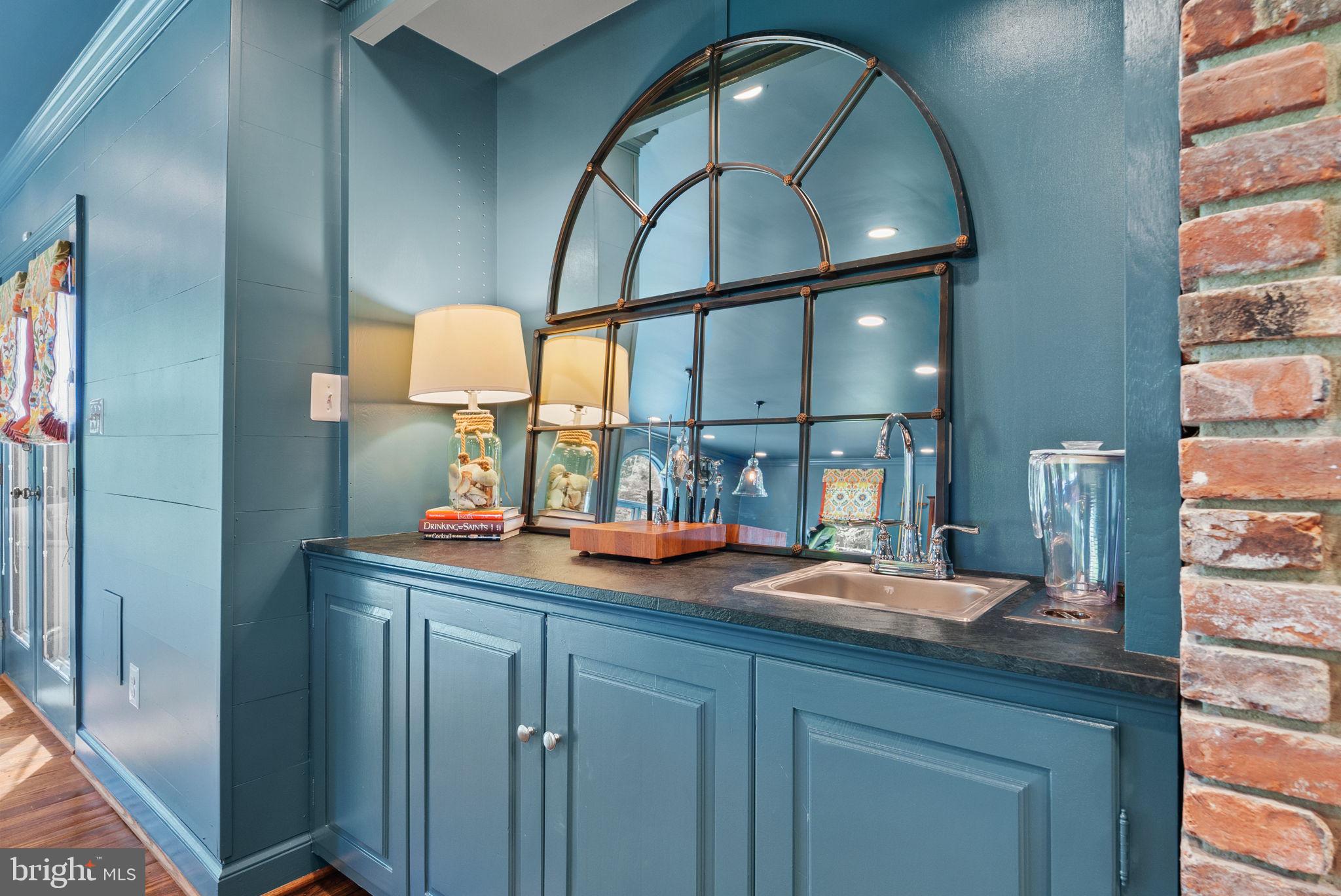 WILTON WOODS - Residential