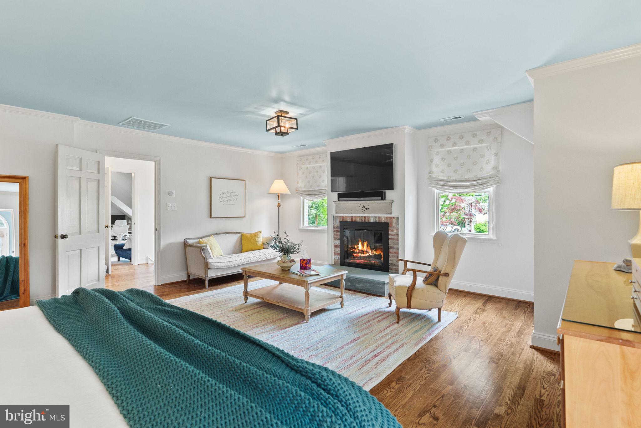 WILTON WOODS - Residential