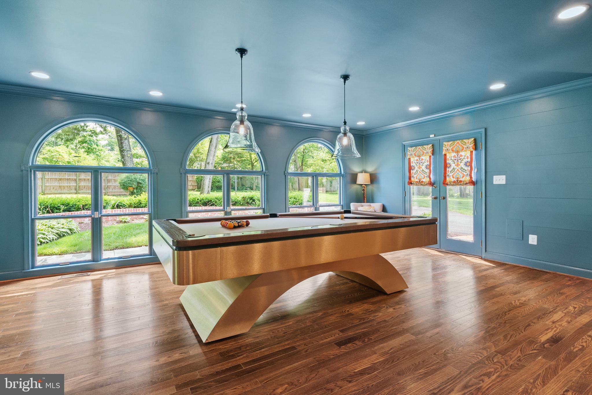 WILTON WOODS - Residential