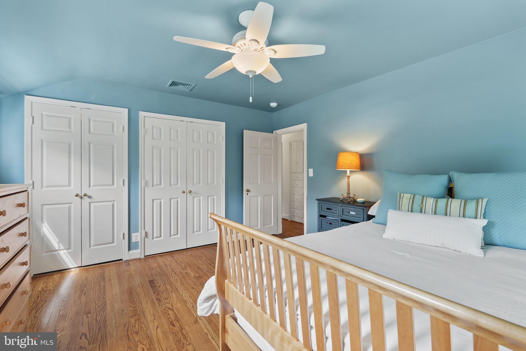 WILTON WOODS - Residential