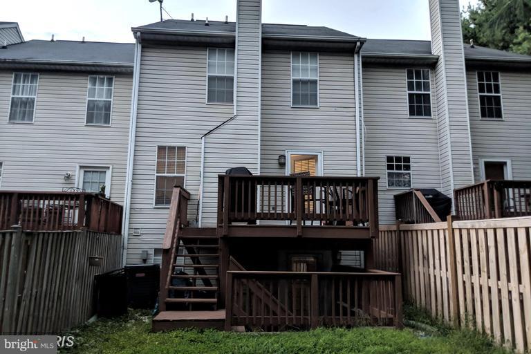 CONSTANT FRIENDSHIP - Residential