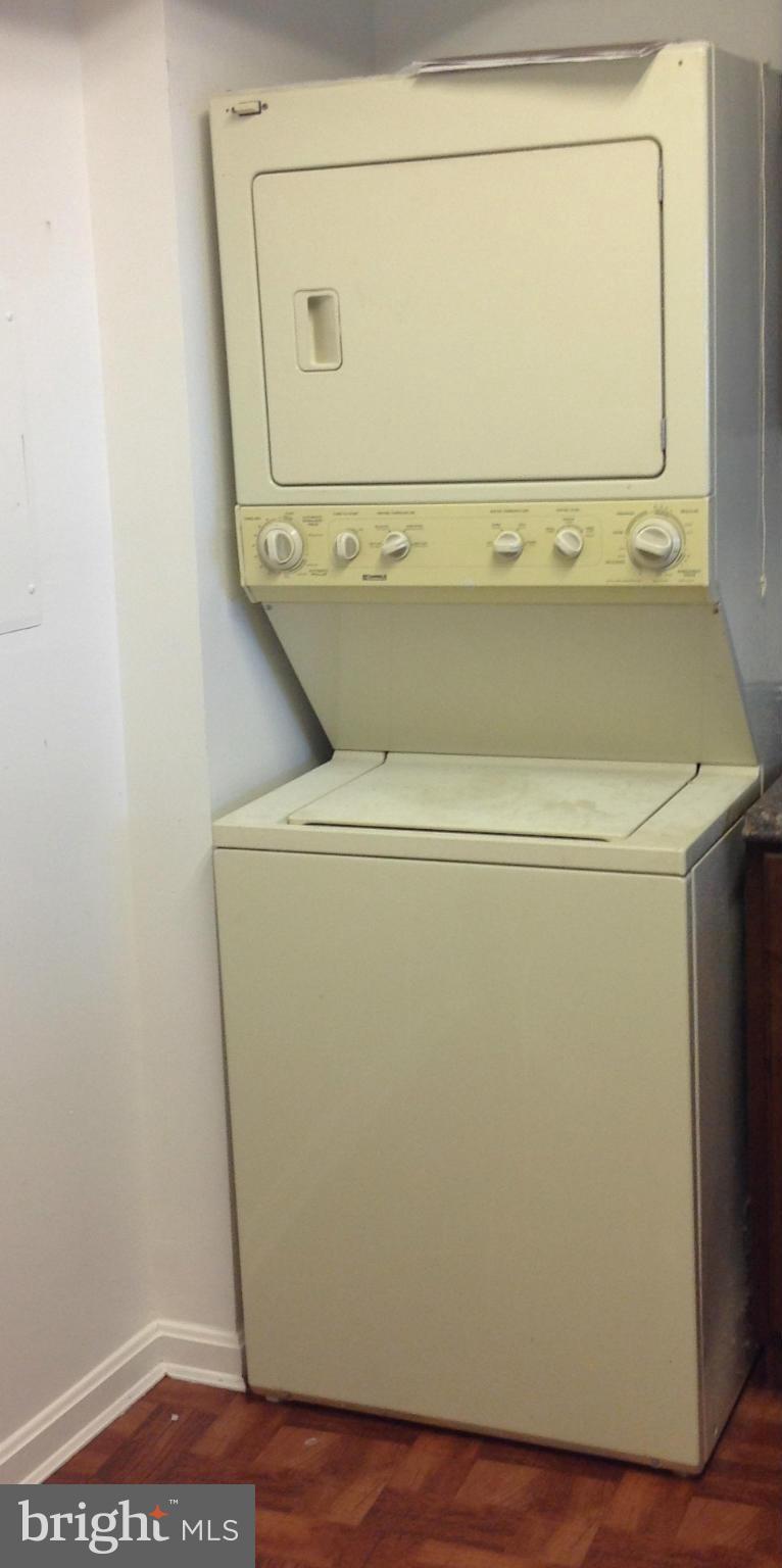 CRYSTAL PARK S - Residential