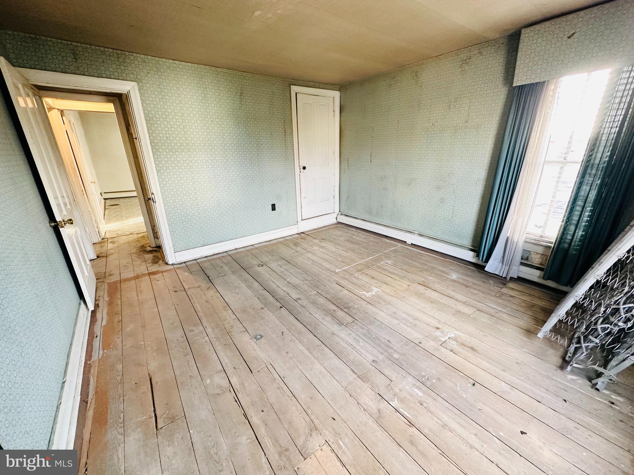 DILLSBURG BORO - Residential