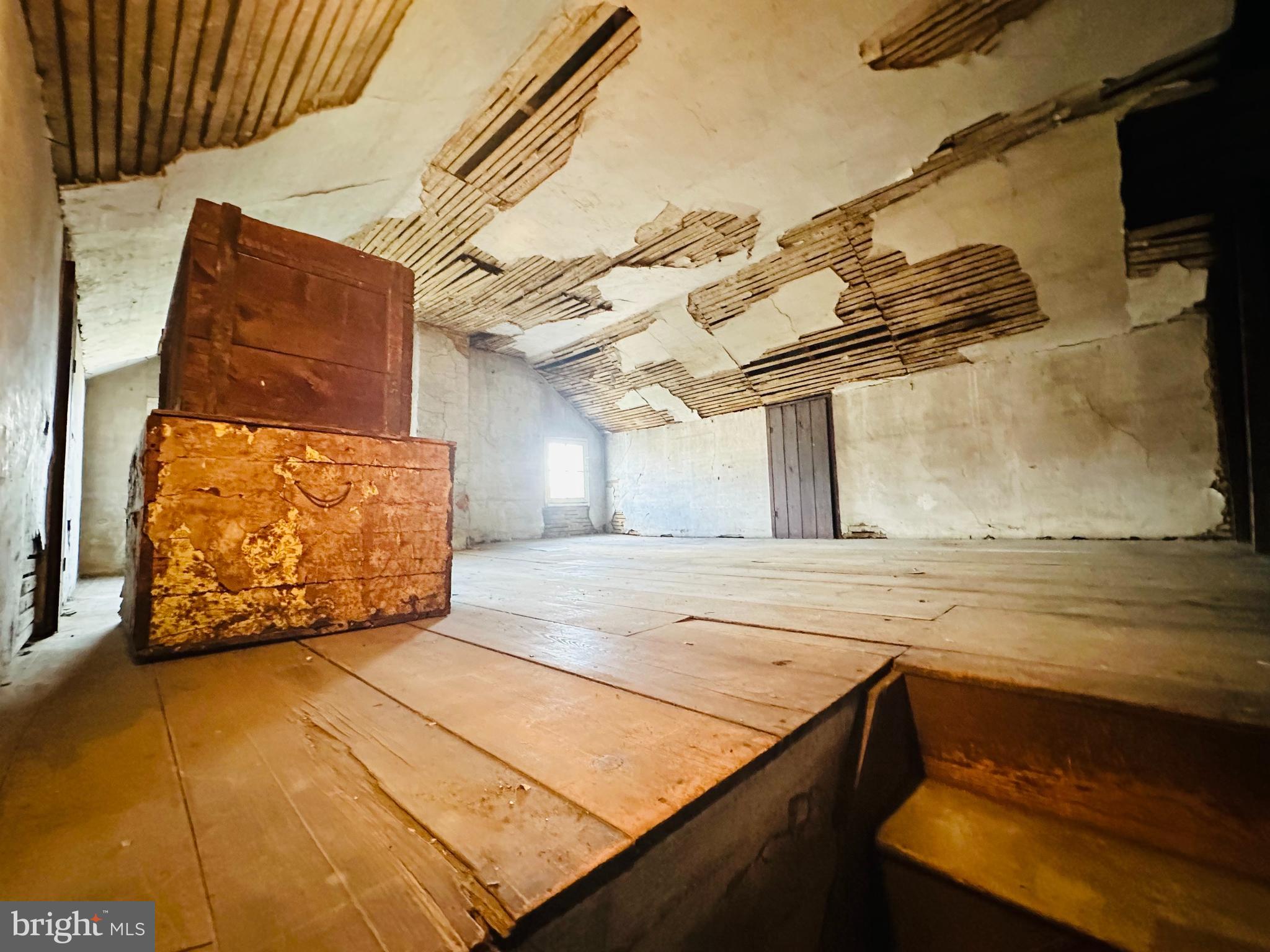 DILLSBURG BORO - Residential