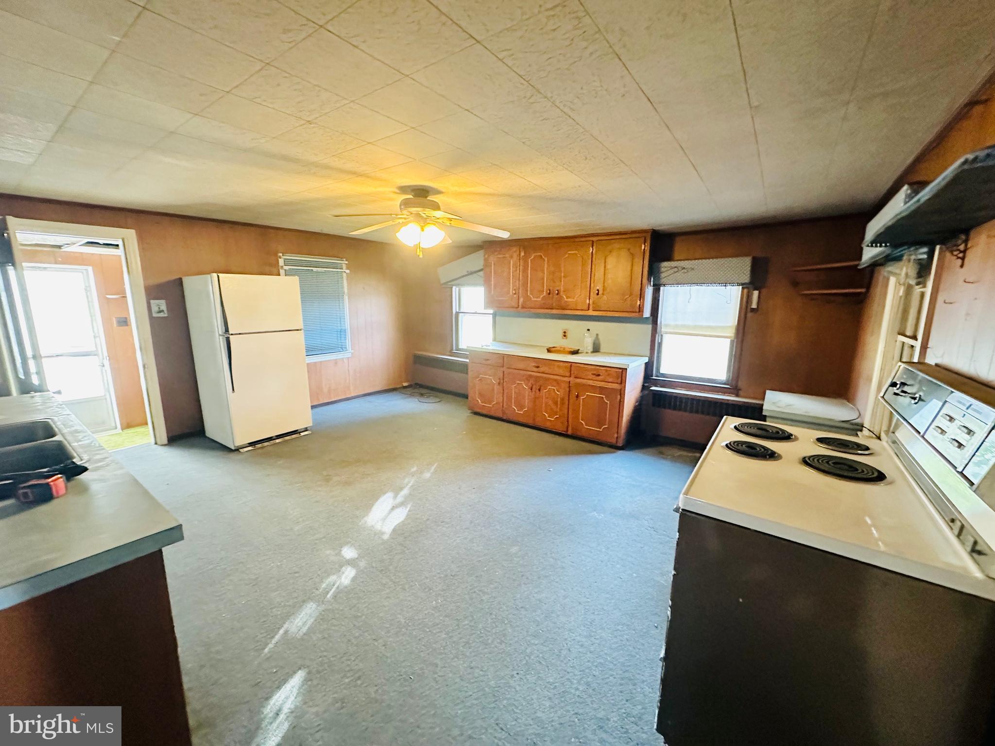 DILLSBURG BORO - Residential