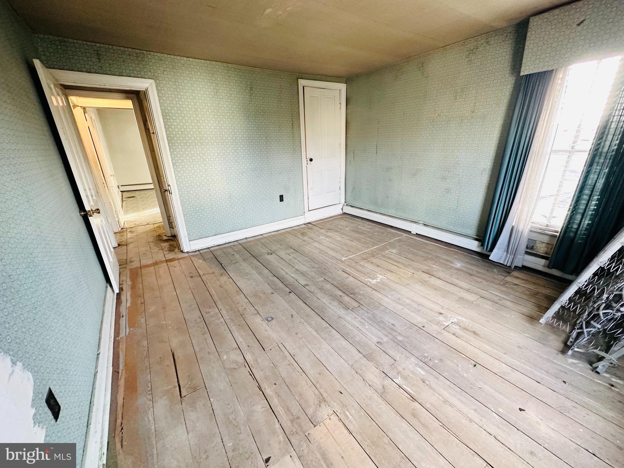 DILLSBURG BORO - Residential