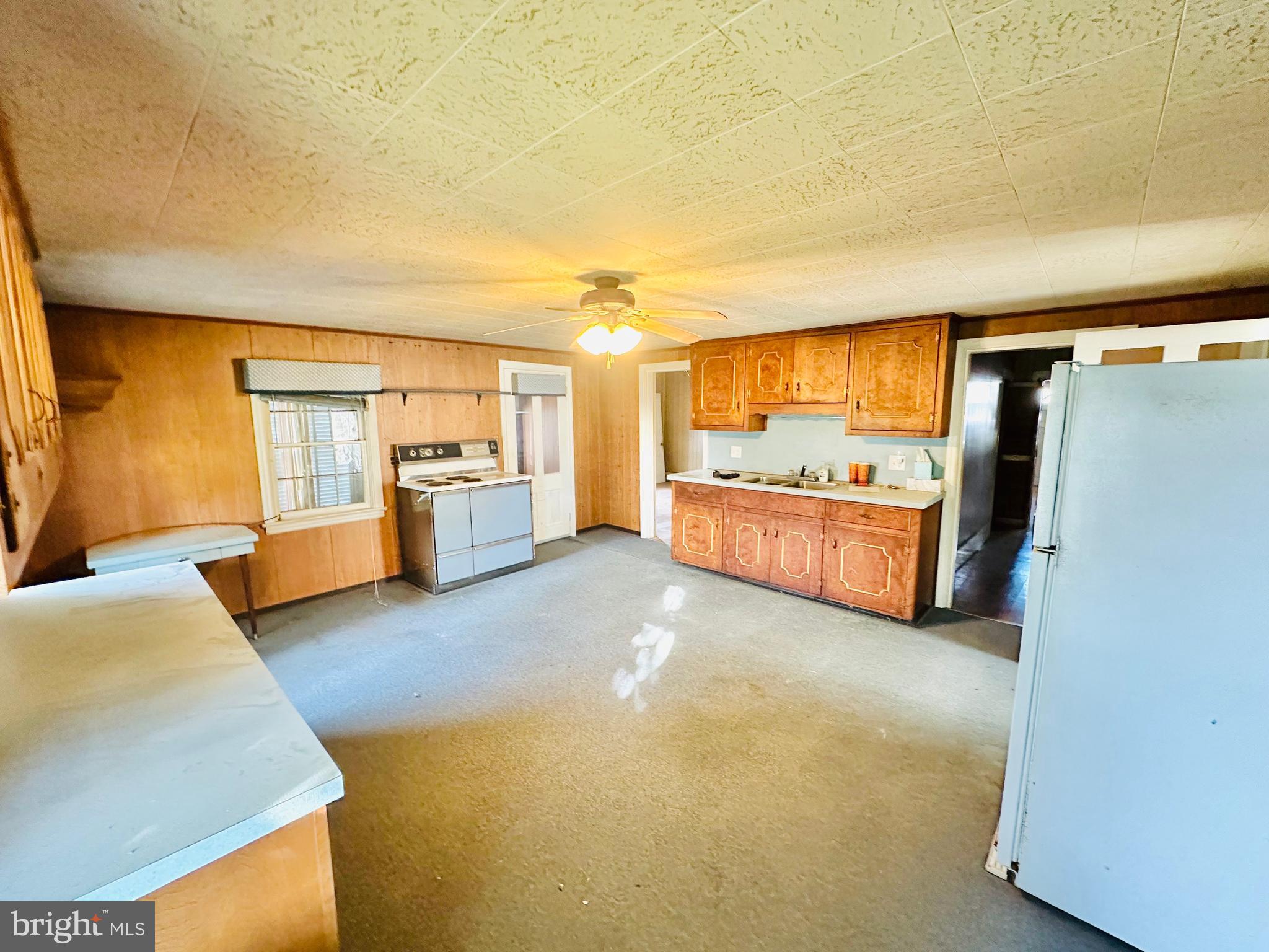 DILLSBURG BORO - Residential