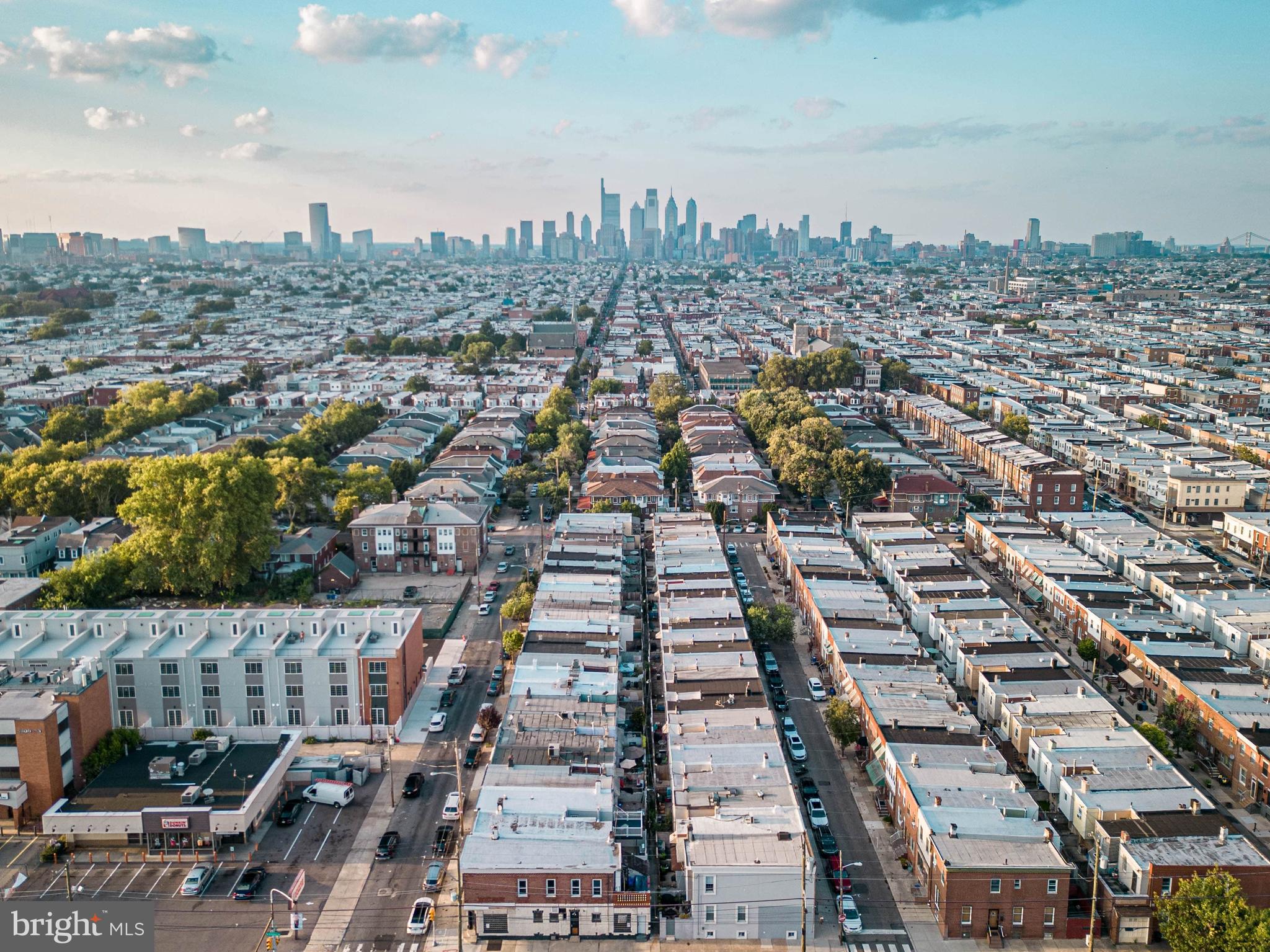 GIRARD ESTATES - Land