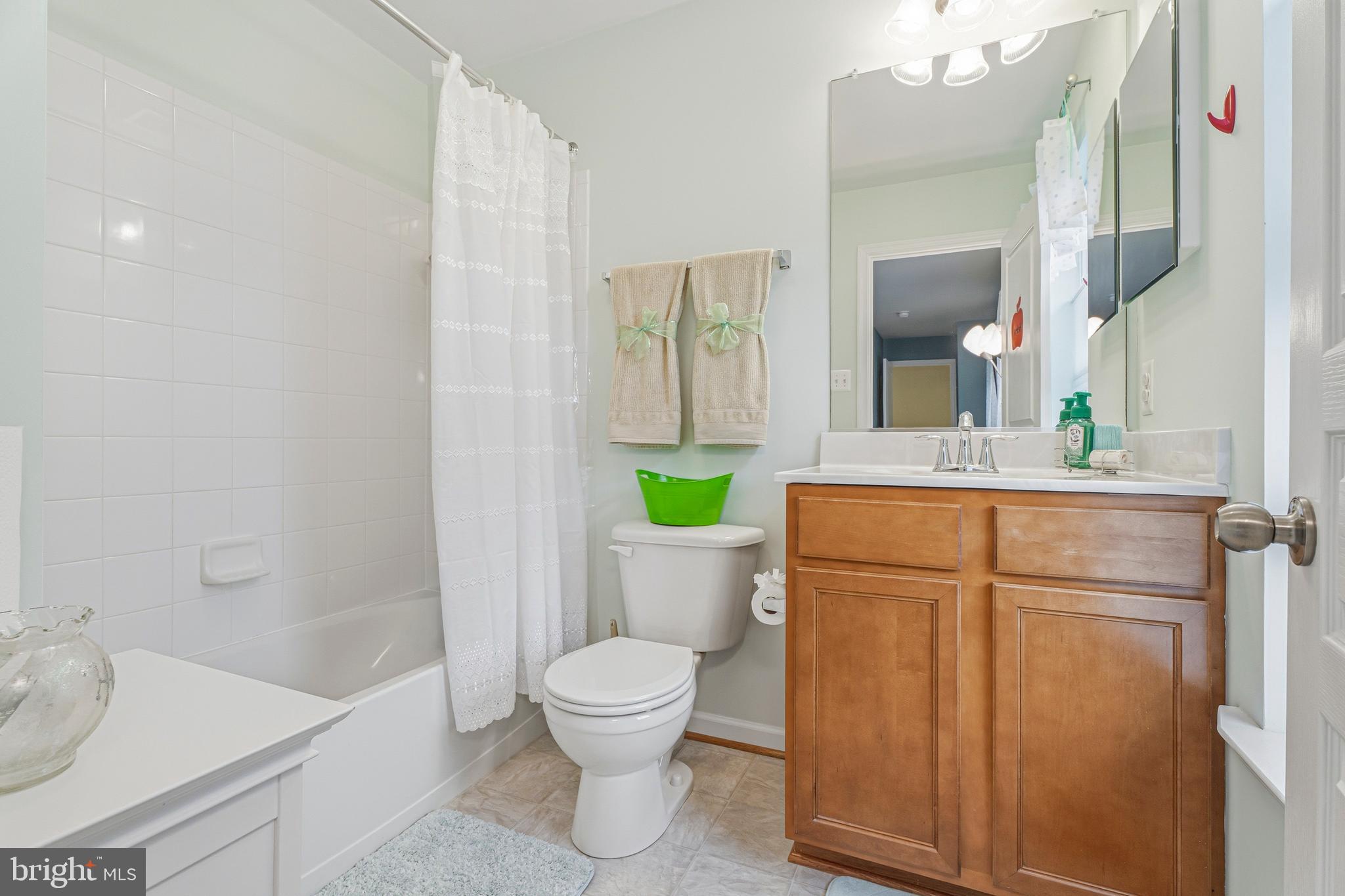 PERRY MEADOWS - Residential