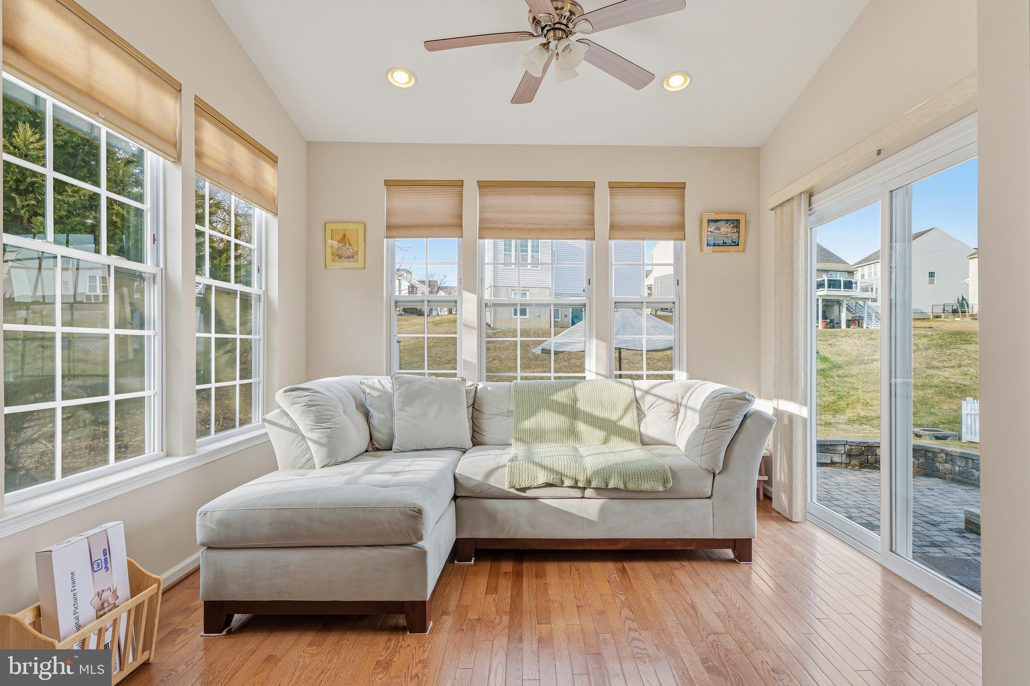 PERRY MEADOWS - Residential