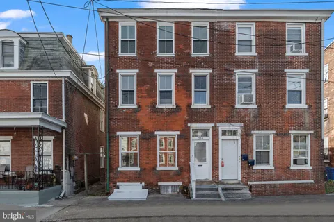 218 E Broad Street, Burlington, NJ 08016 - #: NJBL2087722