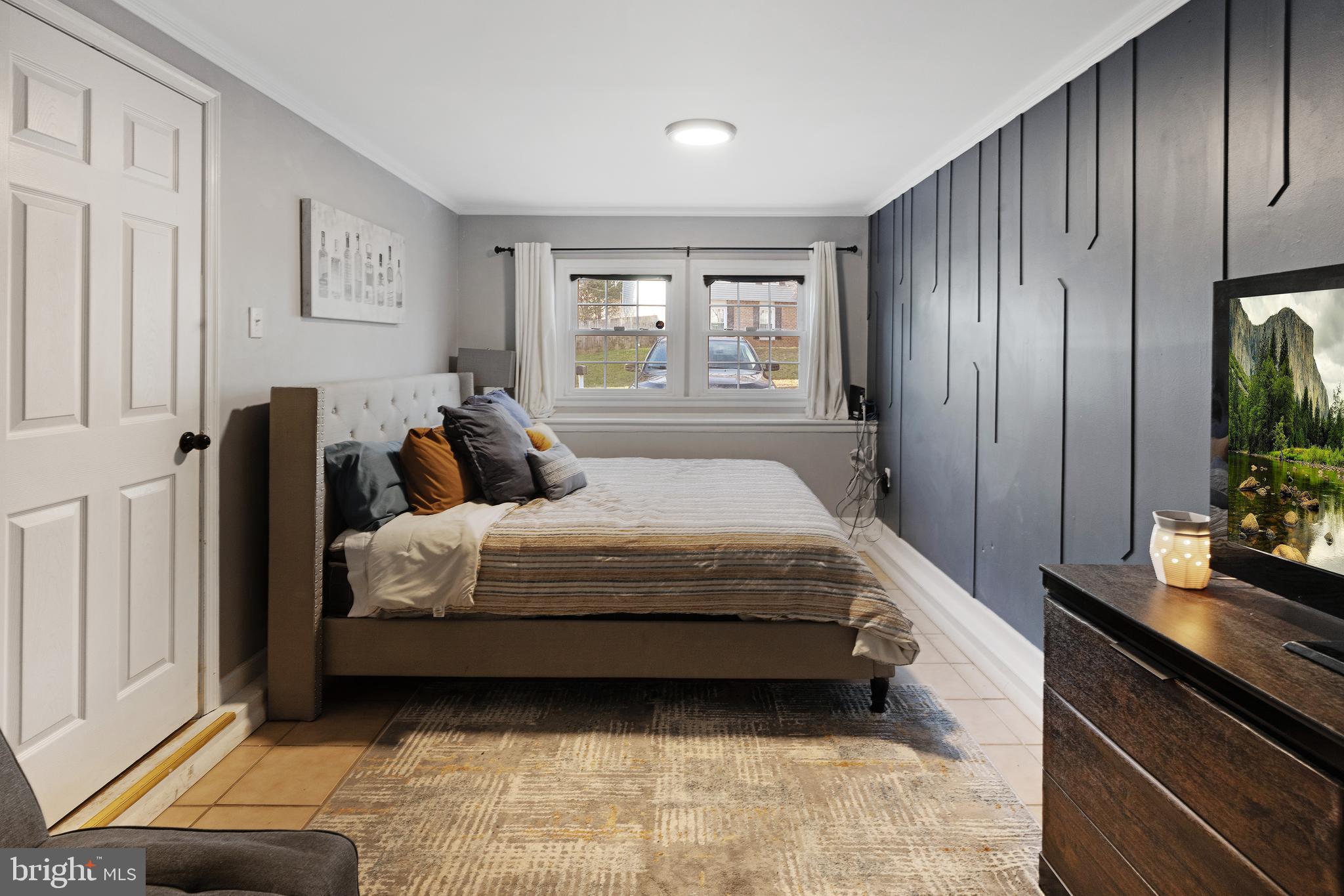 CROFTON MEADOWS - Residential