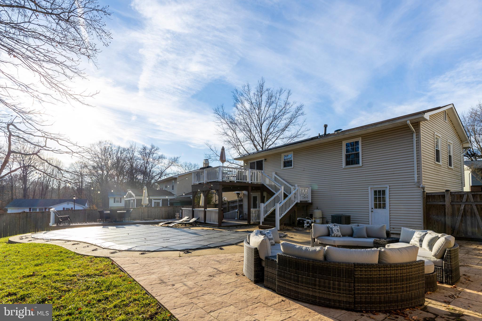 CROFTON MEADOWS - Residential