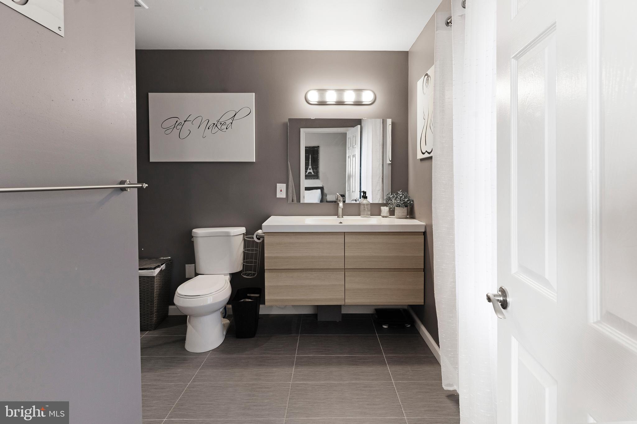 CROFTON MEADOWS - Residential