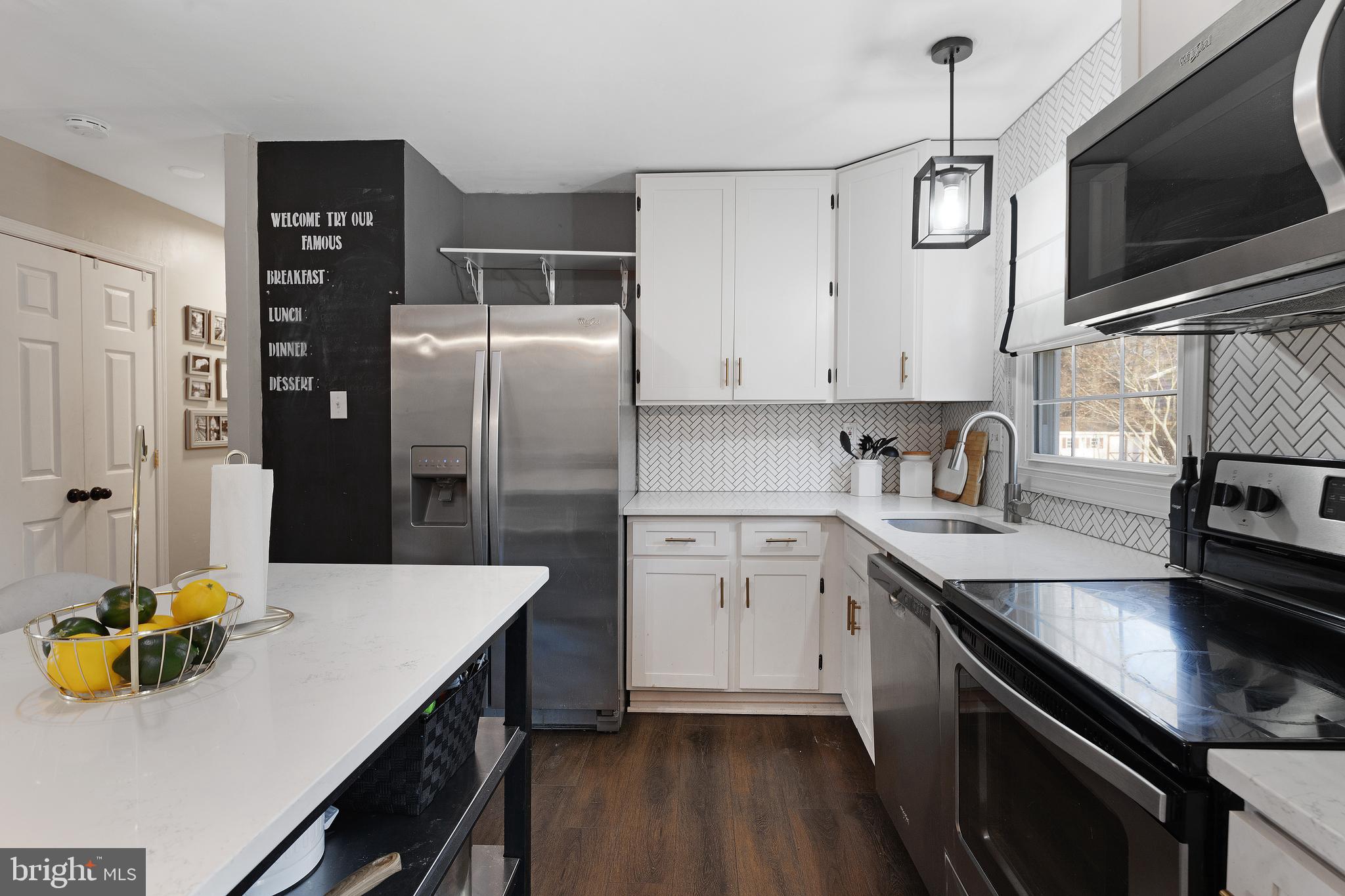 CROFTON MEADOWS - Residential