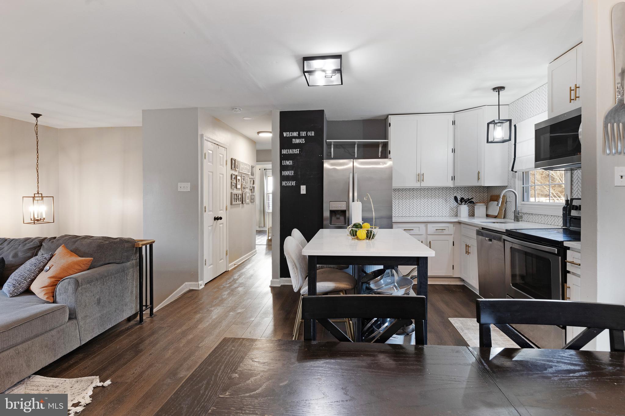 CROFTON MEADOWS - Residential