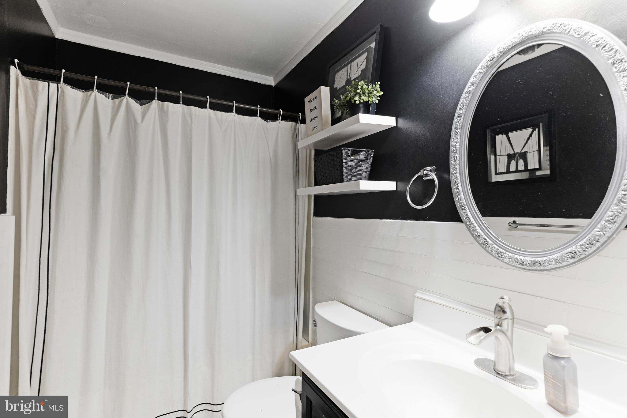 CROFTON MEADOWS - Residential