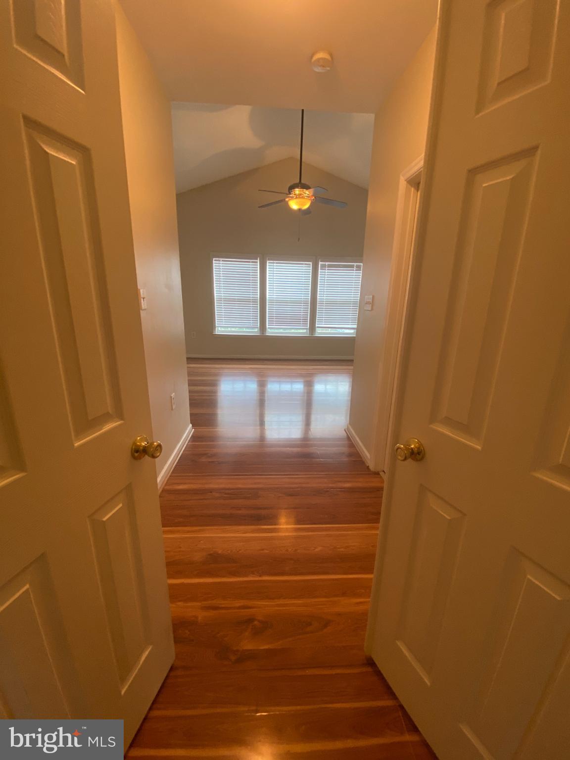 COUNTY GREEN - Residential Lease