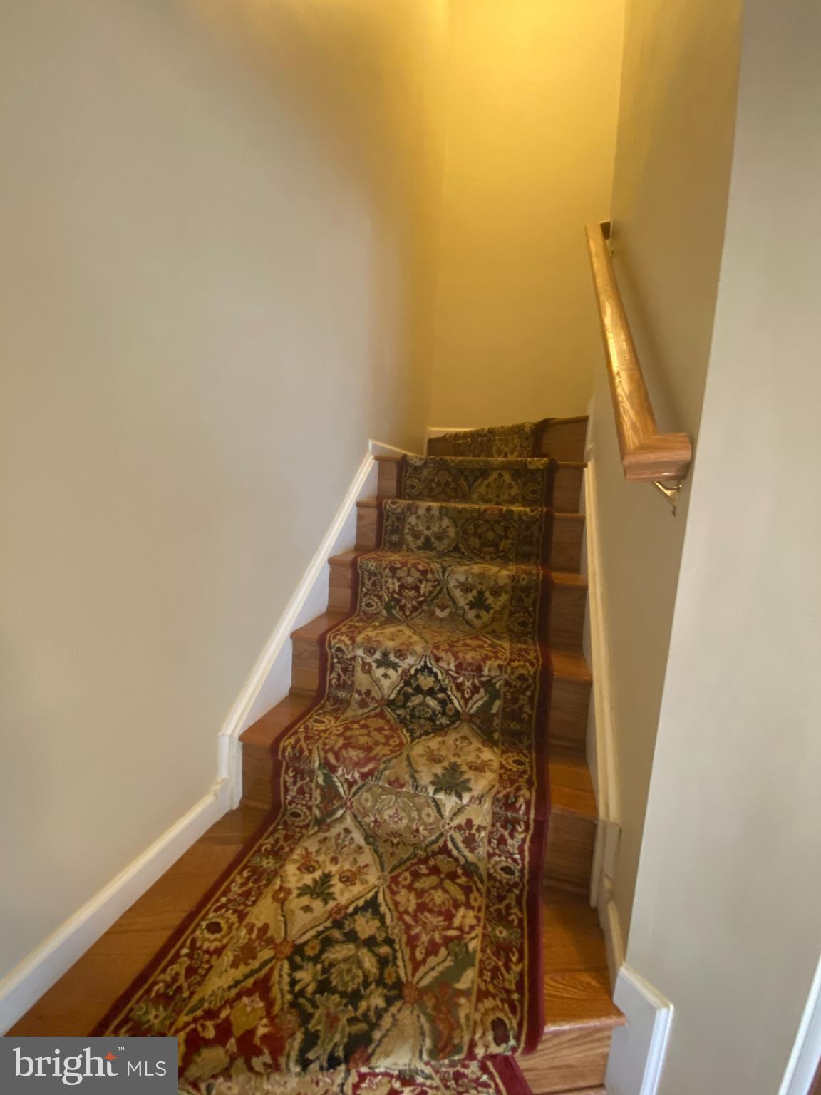 COUNTY GREEN - Residential Lease