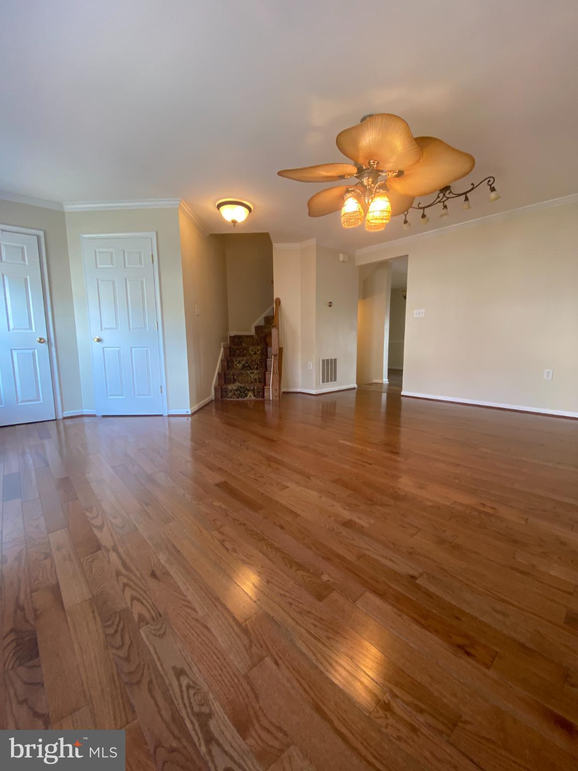 COUNTY GREEN - Residential Lease