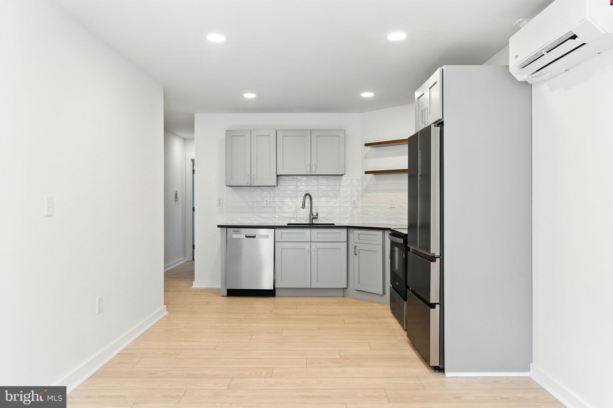 1948 S 23RD STREET