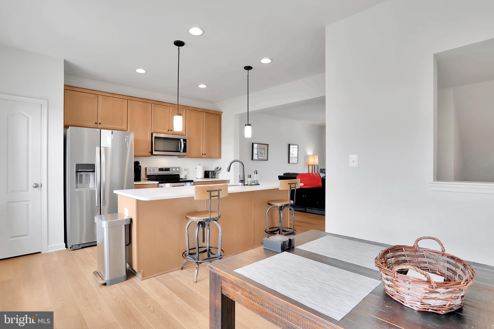 OVERLOOK AT RIVERSIDE TOWNHOMES - Residential