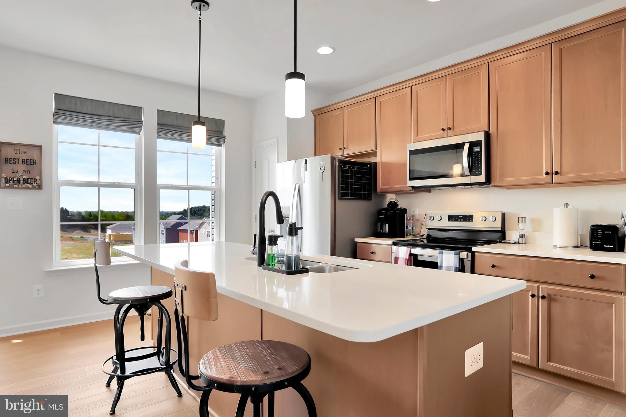 OVERLOOK AT RIVERSIDE TOWNHOMES - Residential