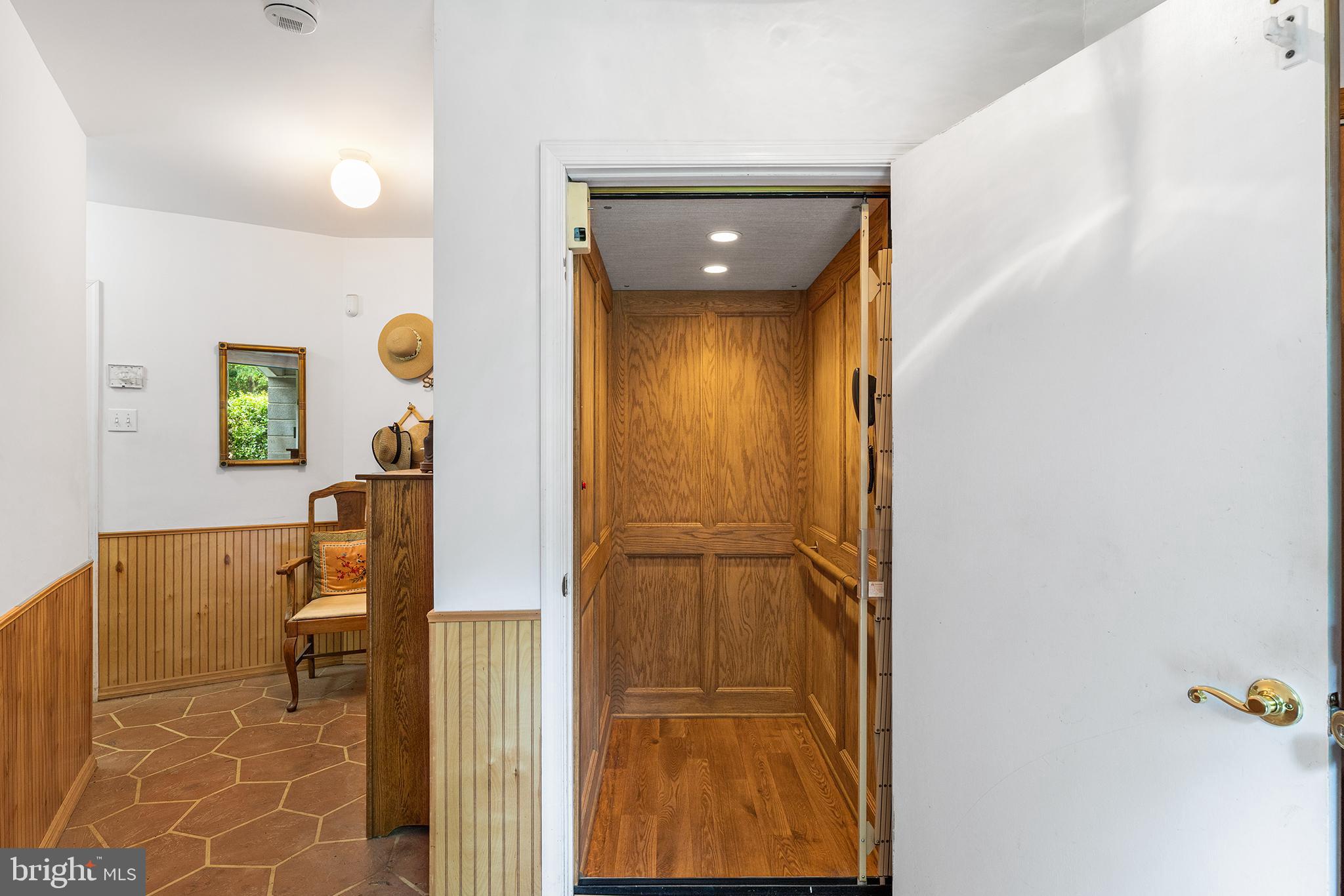 CHAR NOR MANOR - Residential