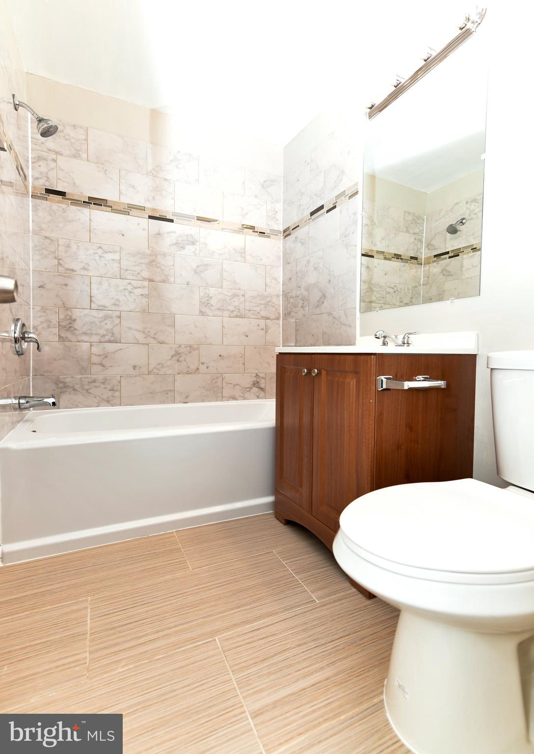 GREENWICH HILL - Residential