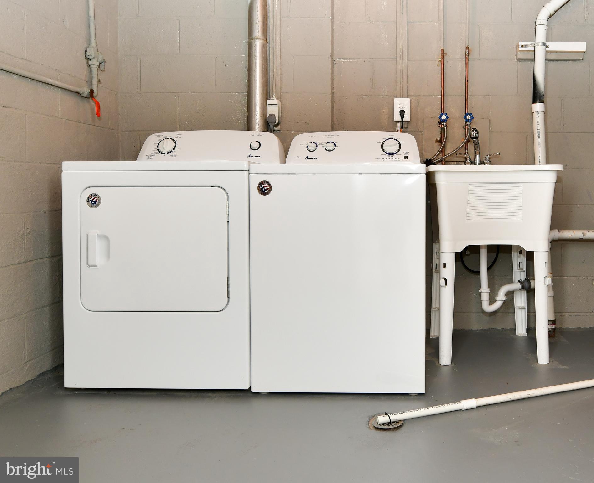 GREENWICH HILL - Residential