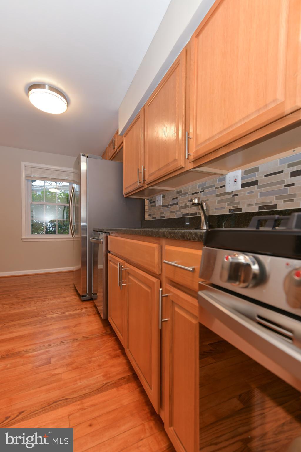 GREENWICH HILL - Residential