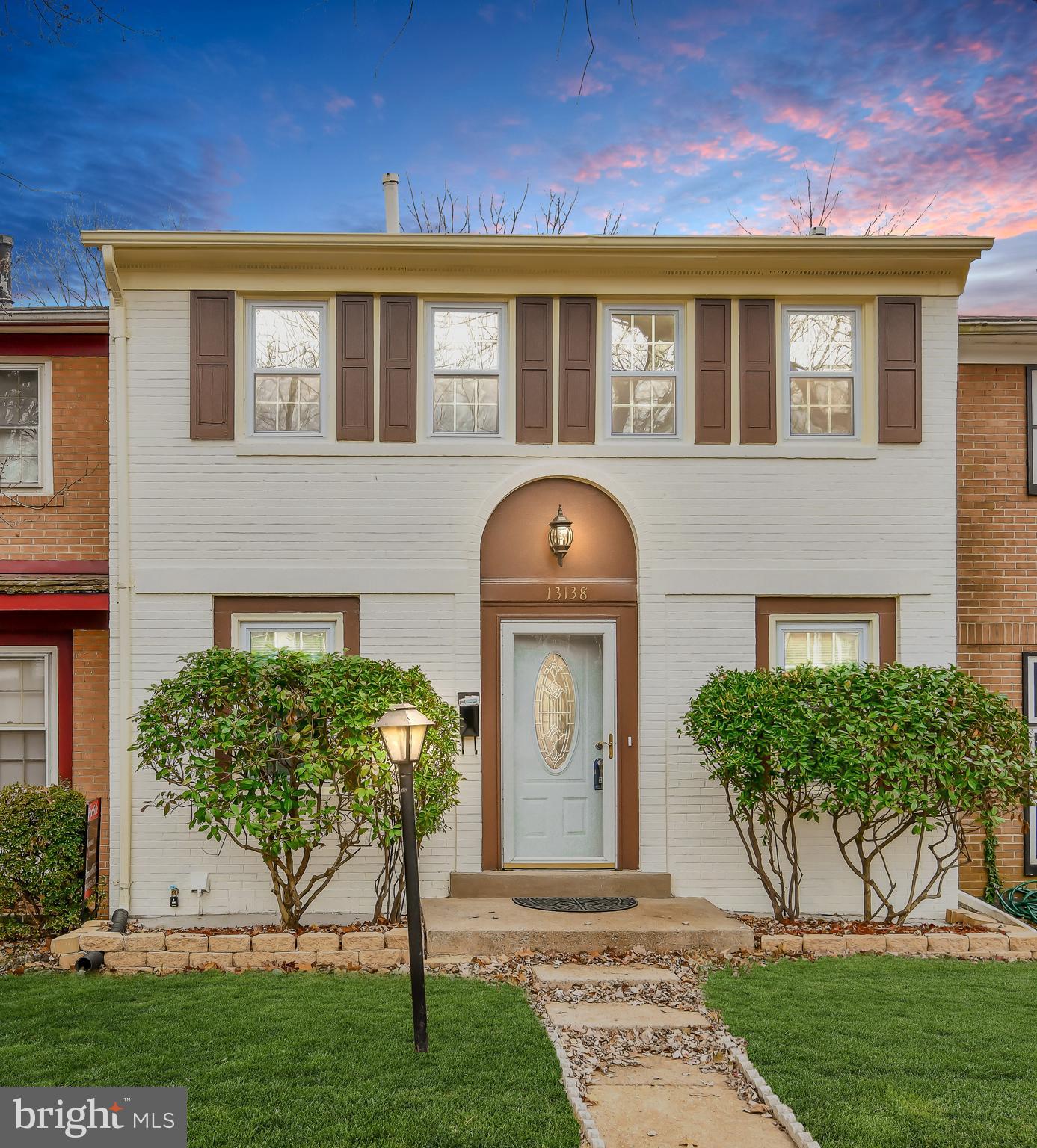 GREENWICH HILL - Residential