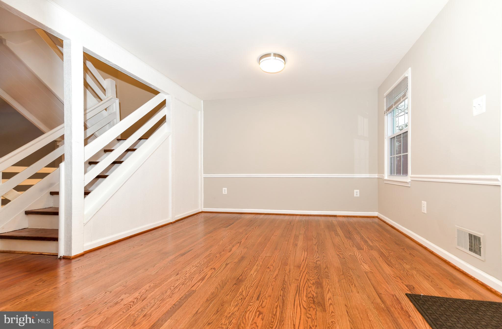 GREENWICH HILL - Residential