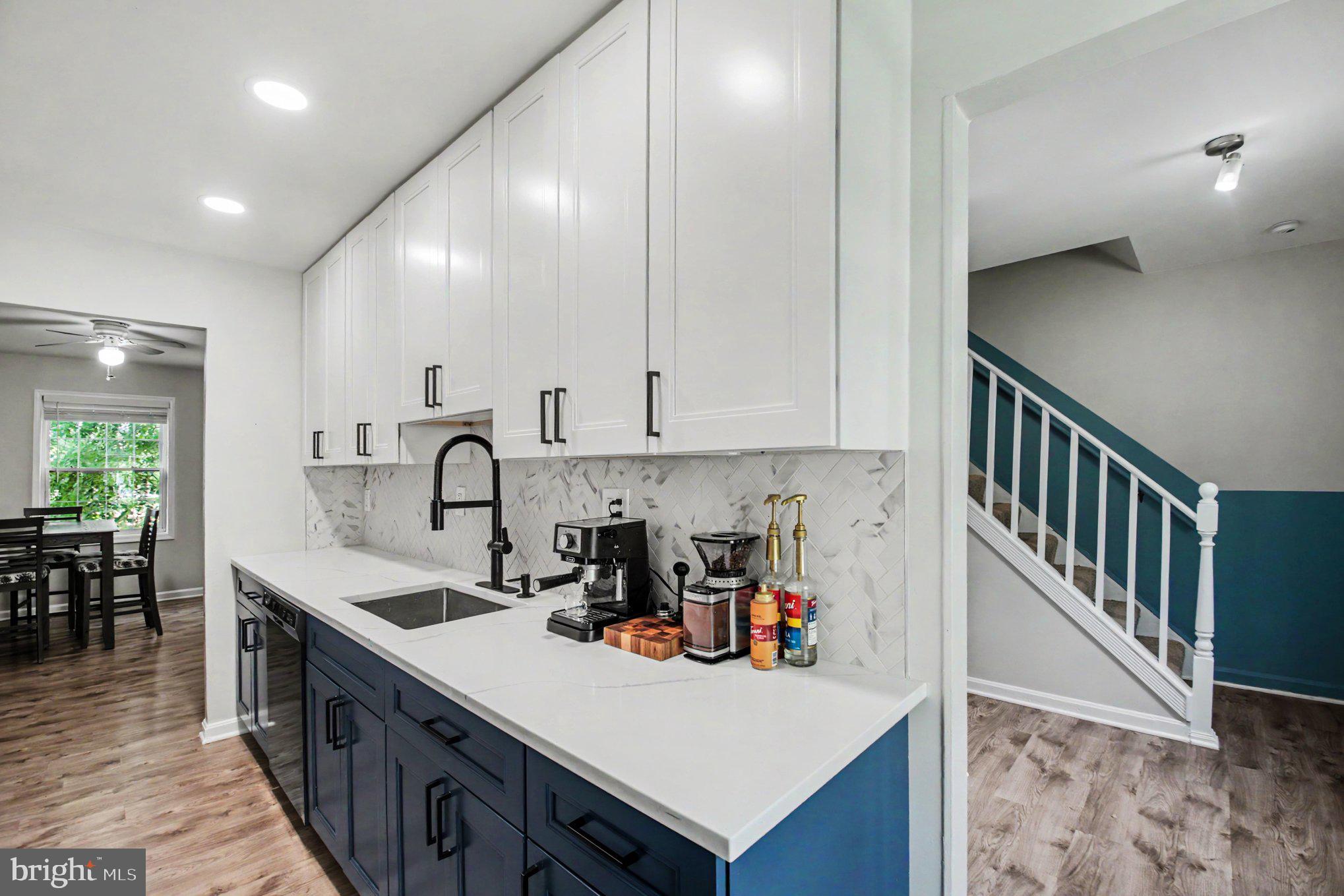 14806 PALMERSTON SQUARE