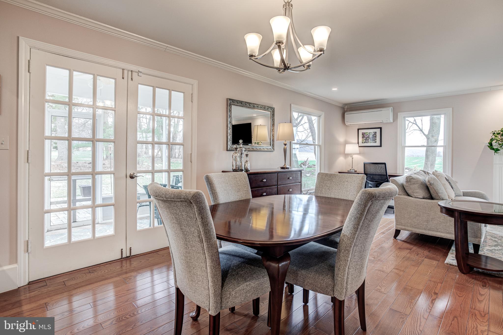 HARRIS ACRES - Residential