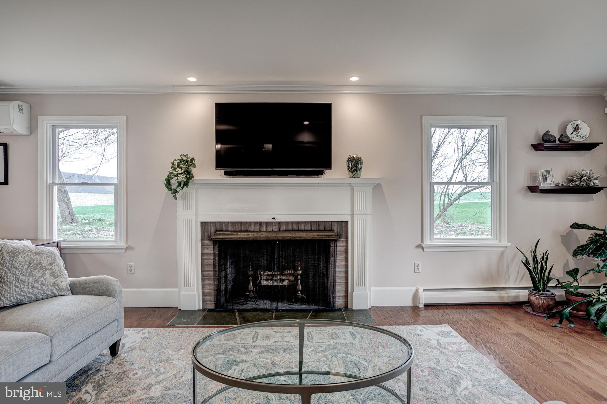 HARRIS ACRES - Residential