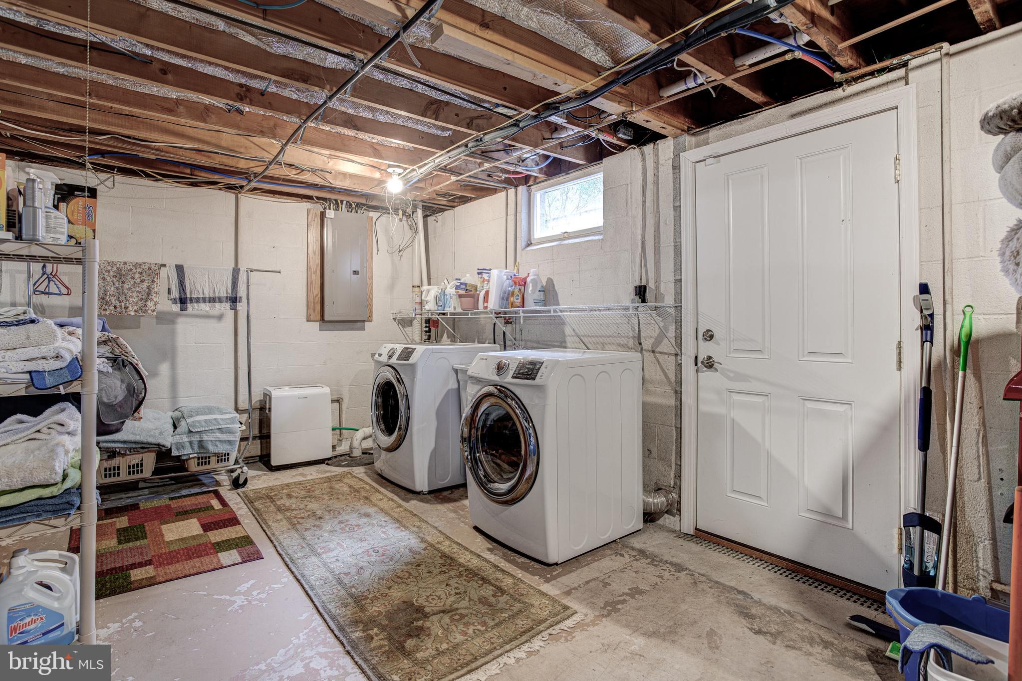 HARRIS ACRES - Residential